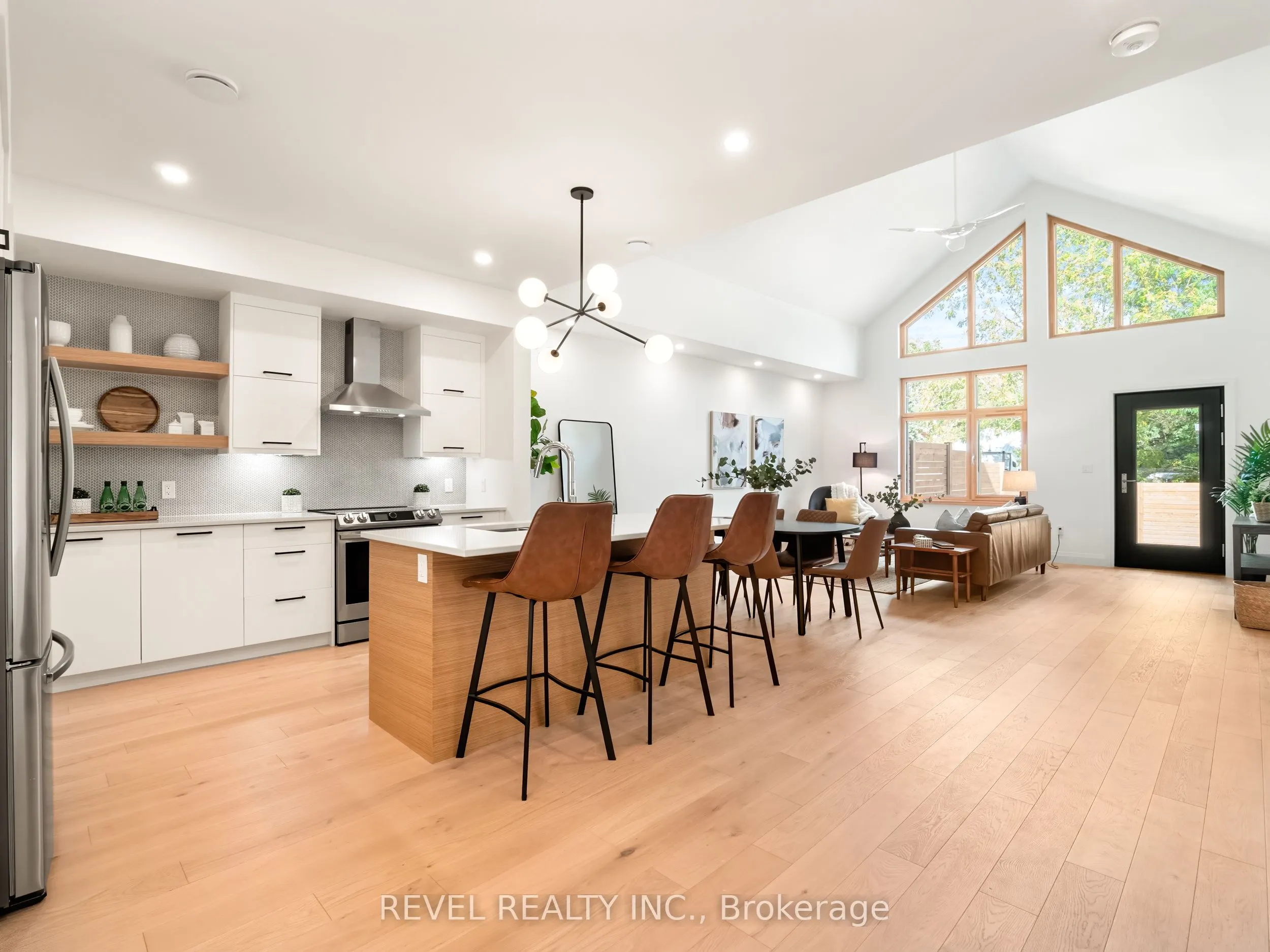 98 Elgin Street