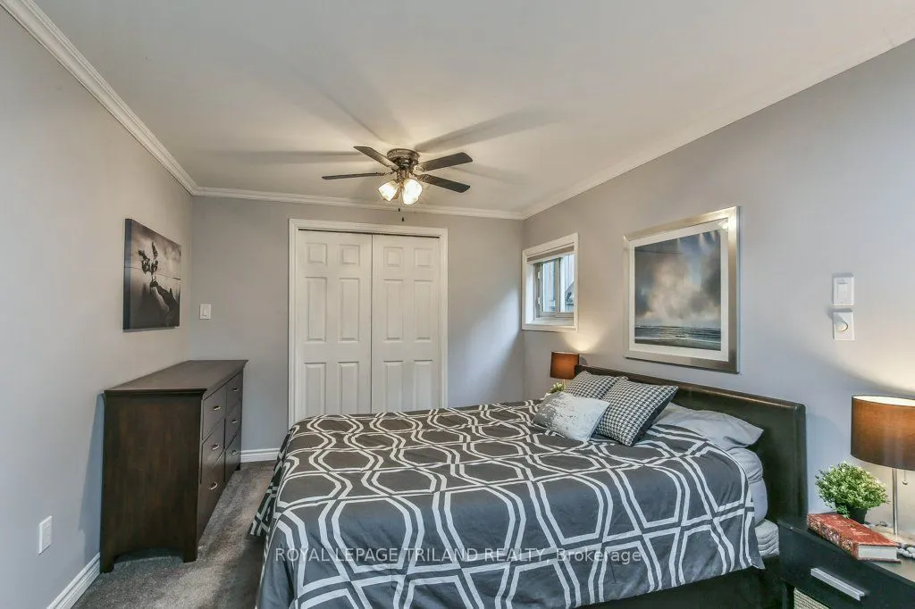 44 TWEED Crescent