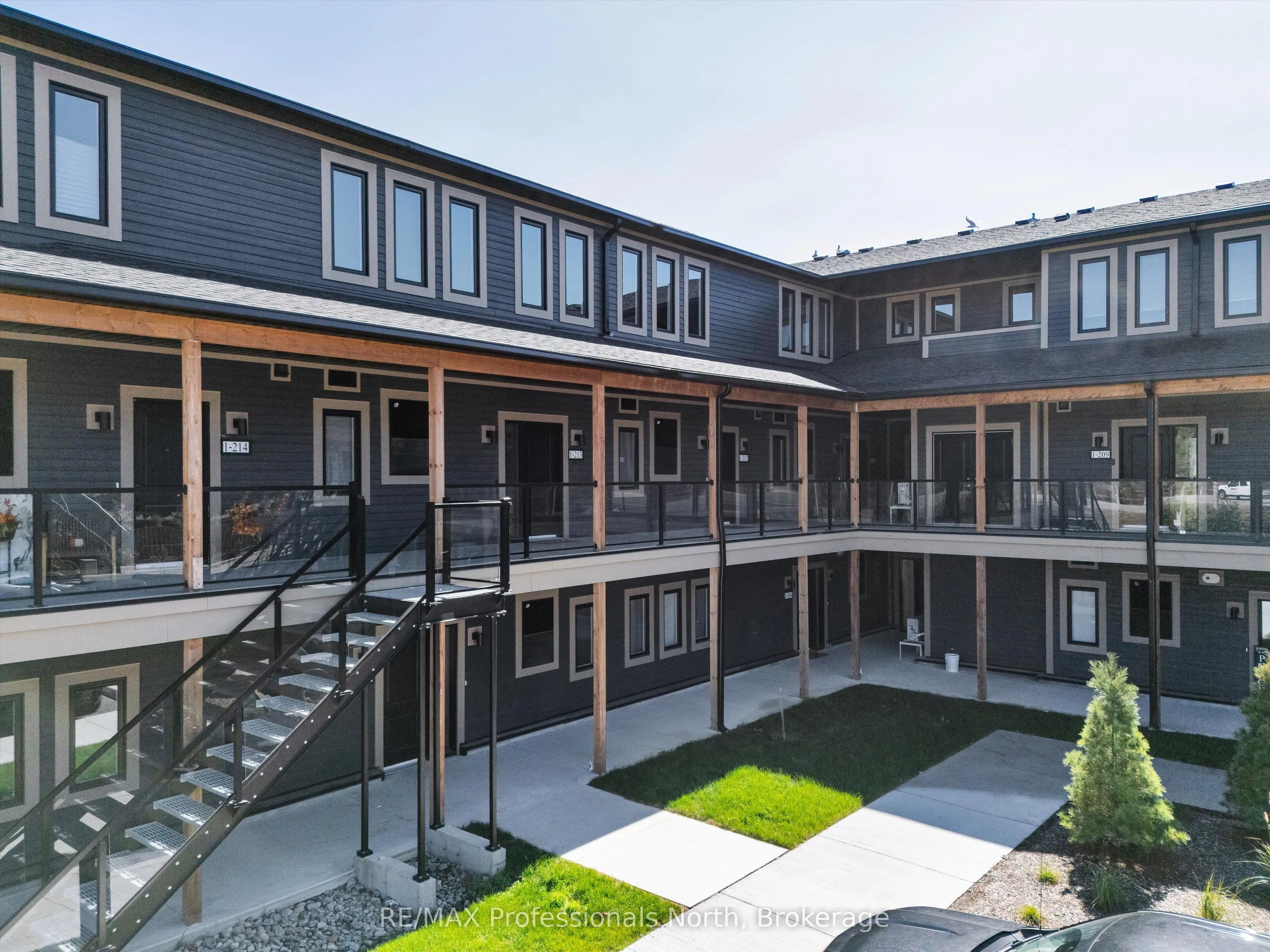 245 Crescent Bay Lane, #212
