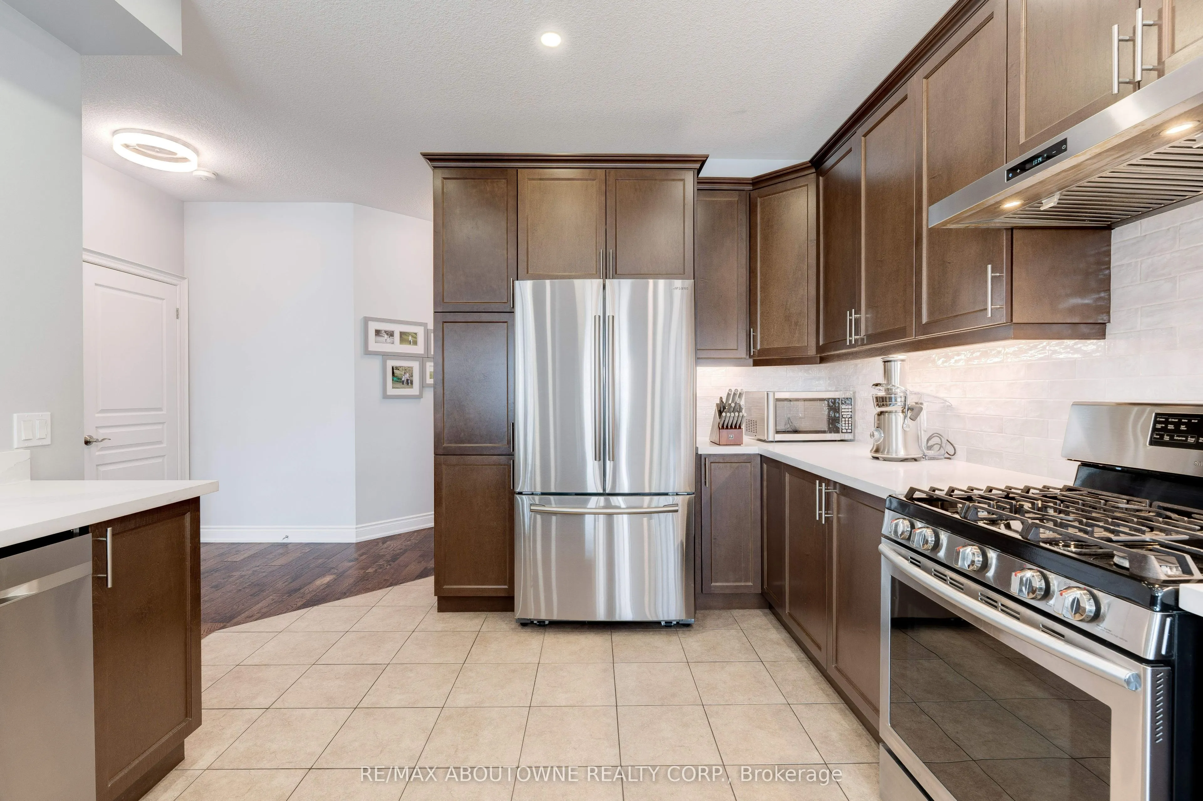 23 Colorado Boulevard