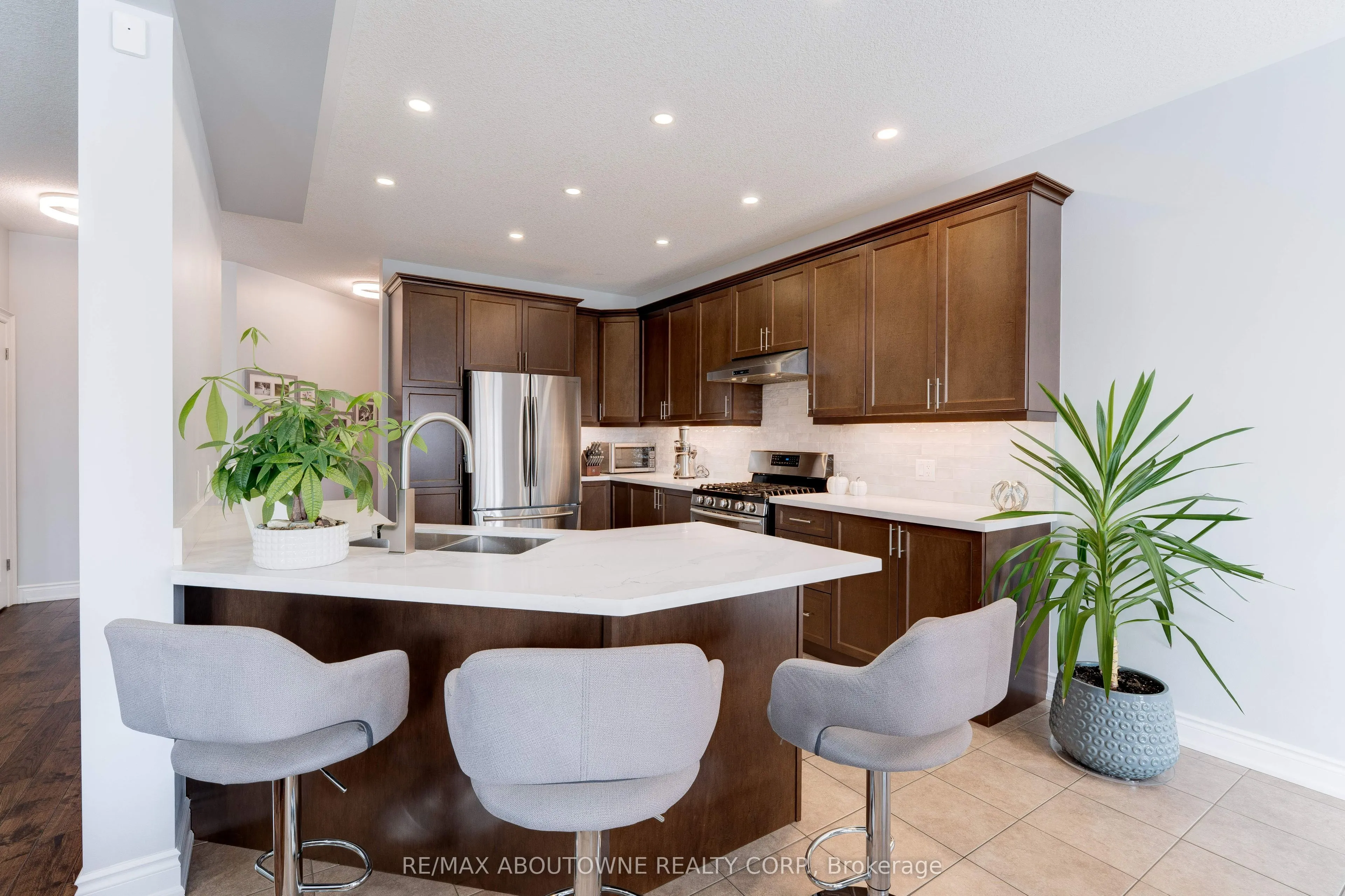 23 Colorado Boulevard