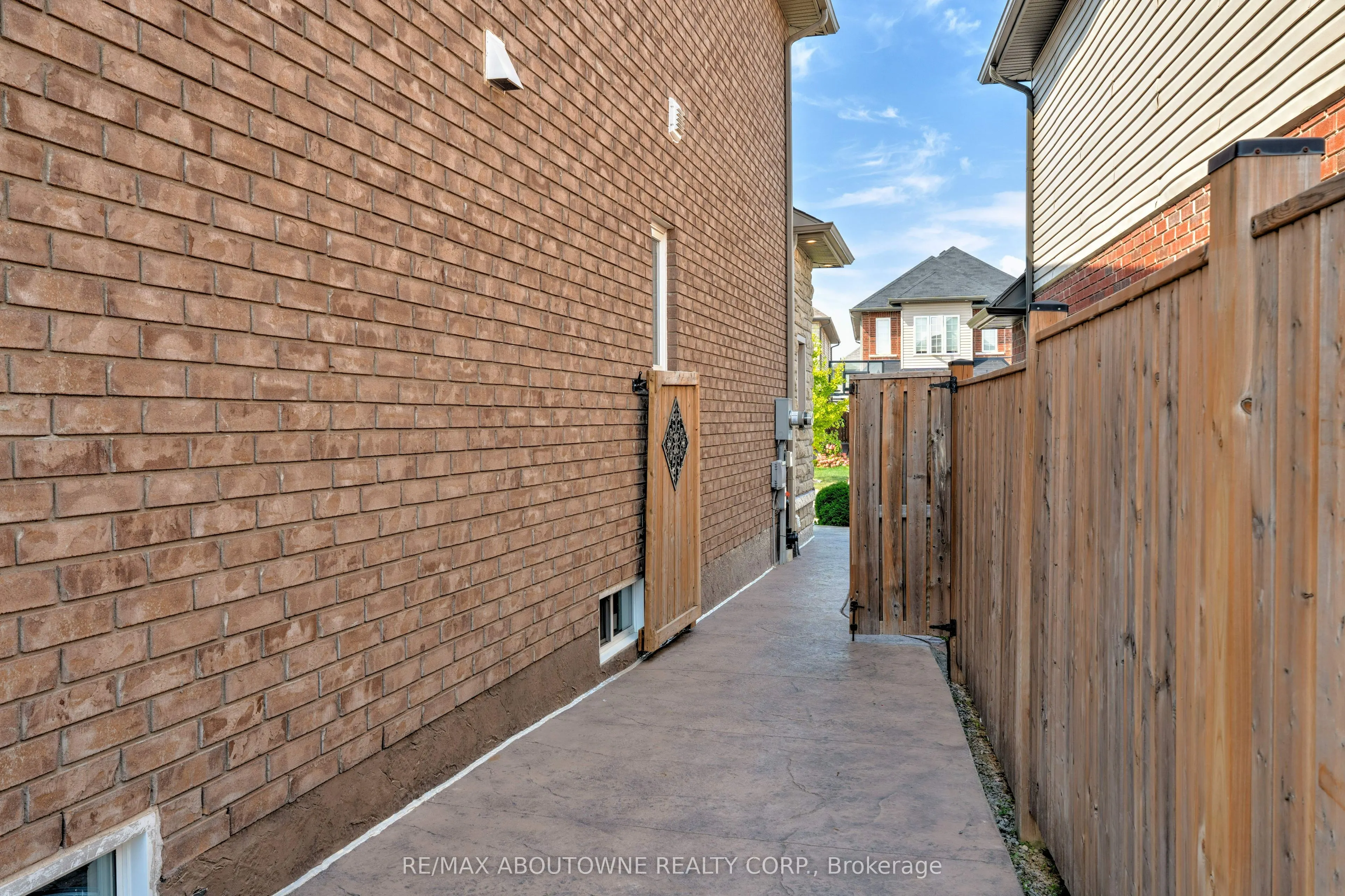 23 Colorado Boulevard