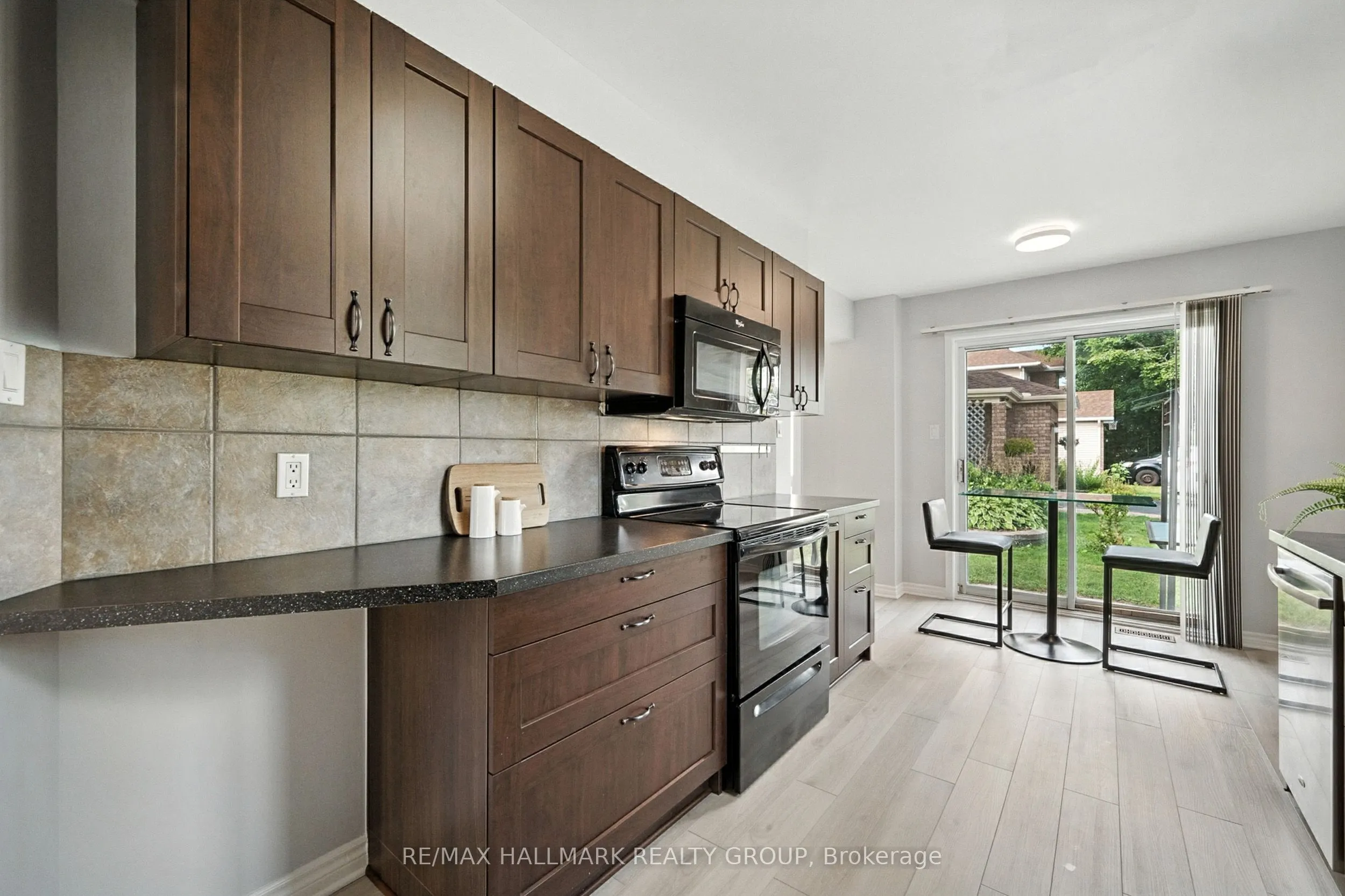55 Fair Oaks Crescent