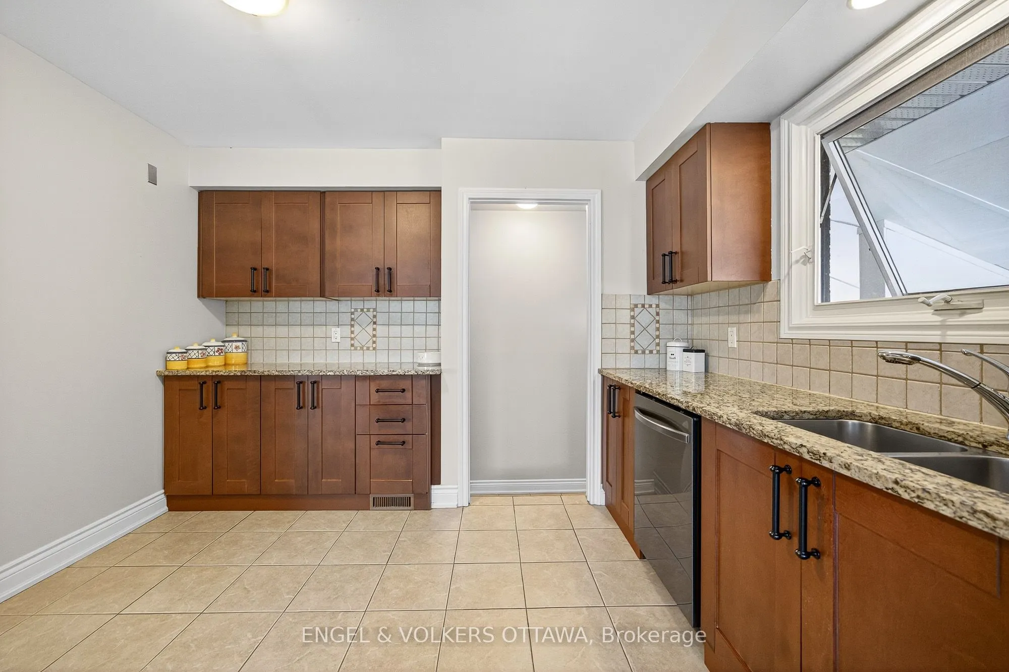 1291 Notting Hill Avenue
