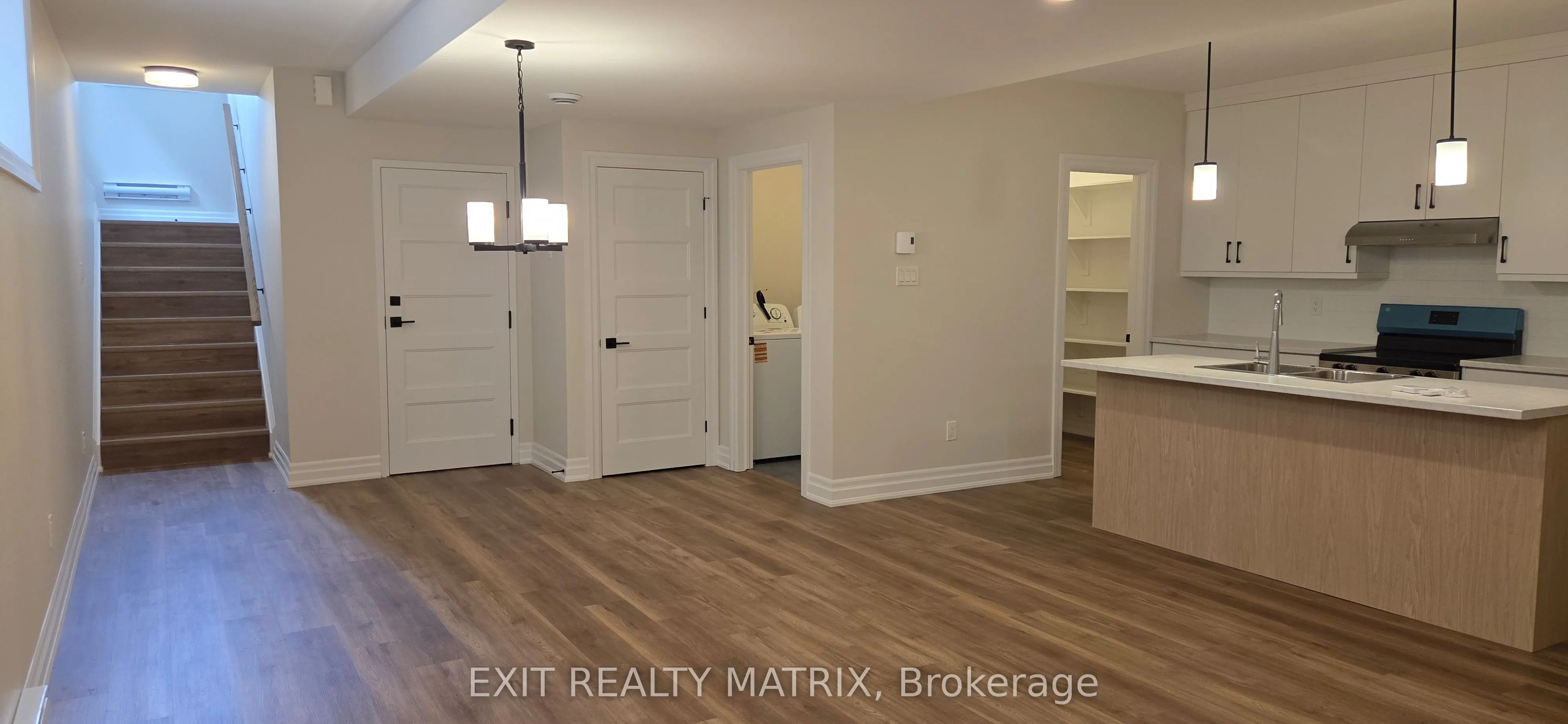 542 Regina Street, #A