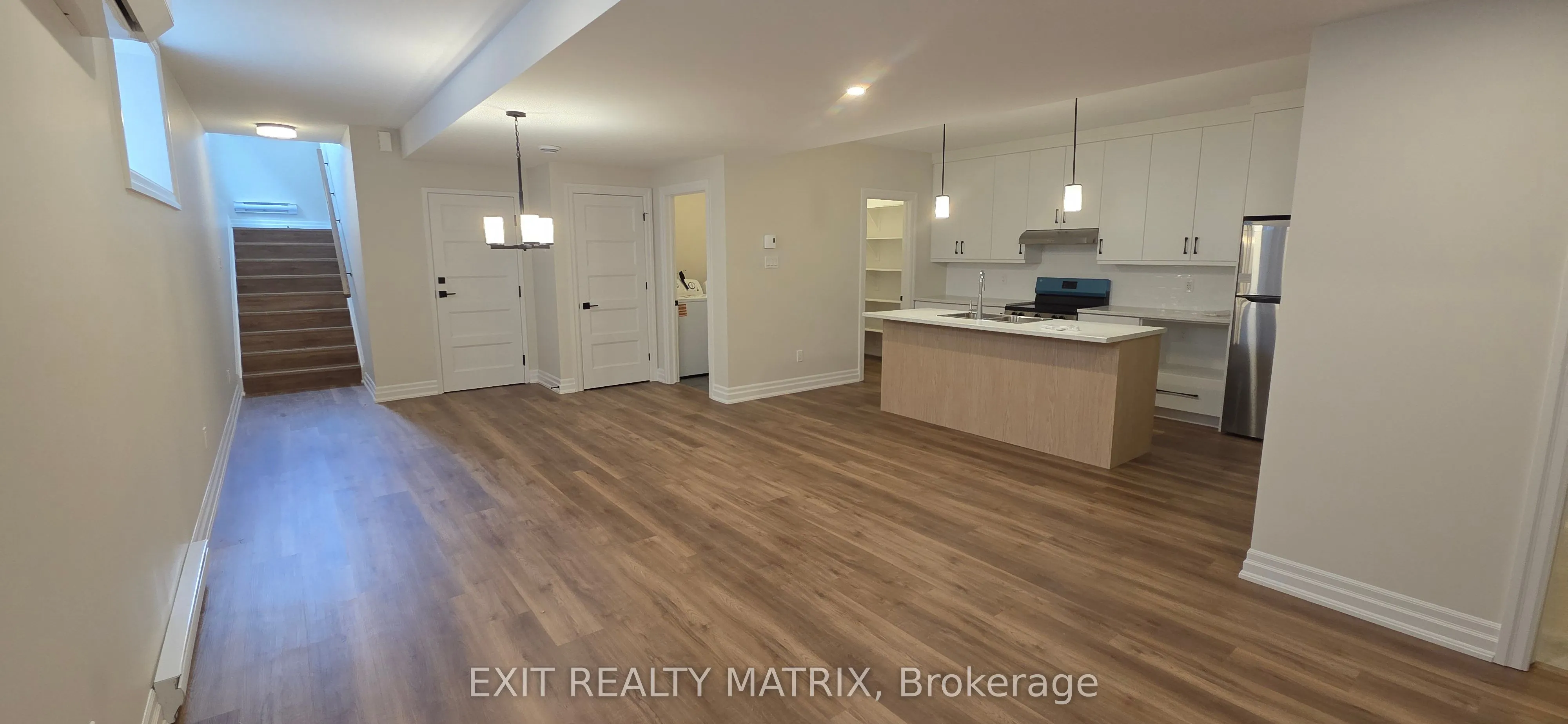 542 Regina Street, #A