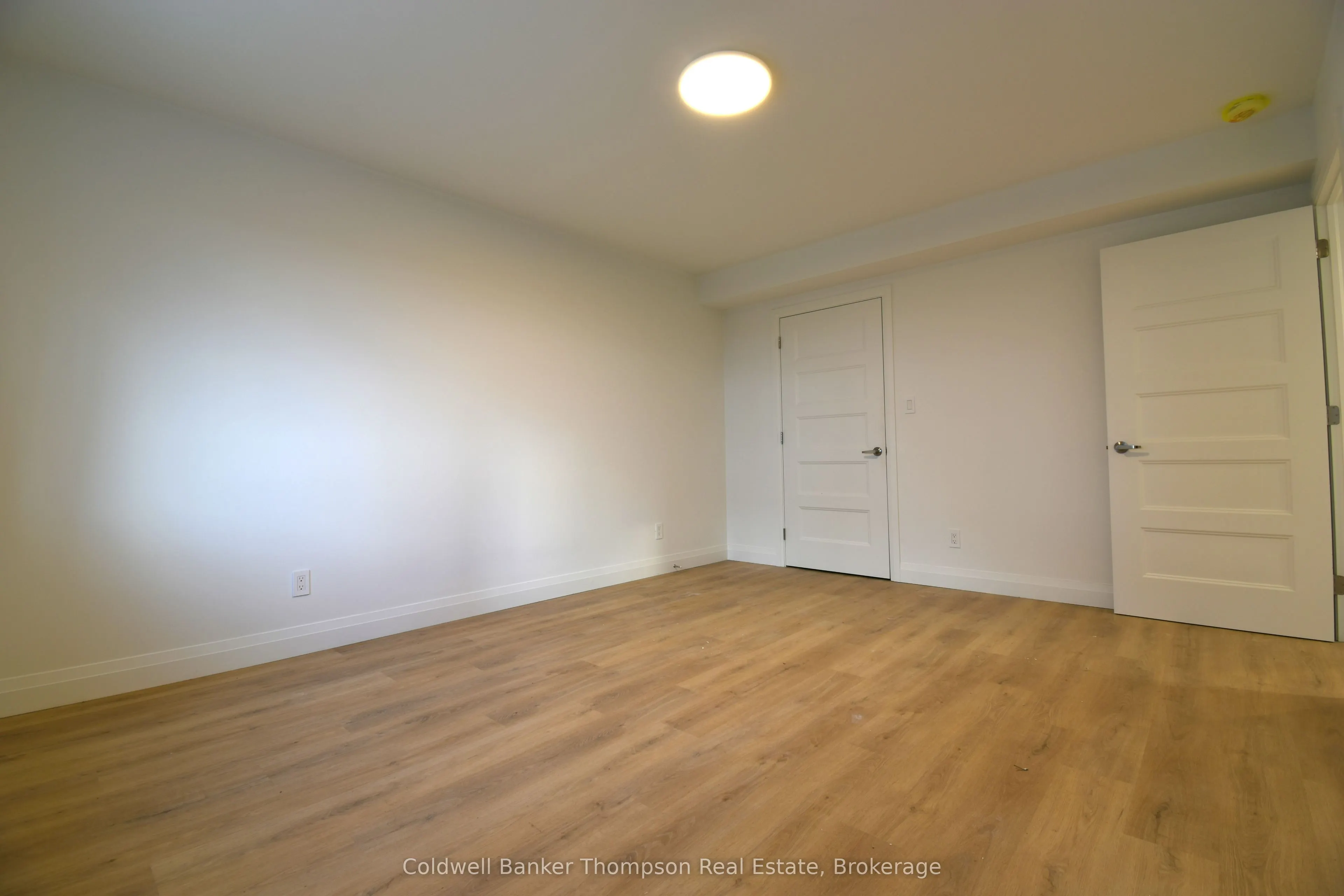 2-54 Florence Street W