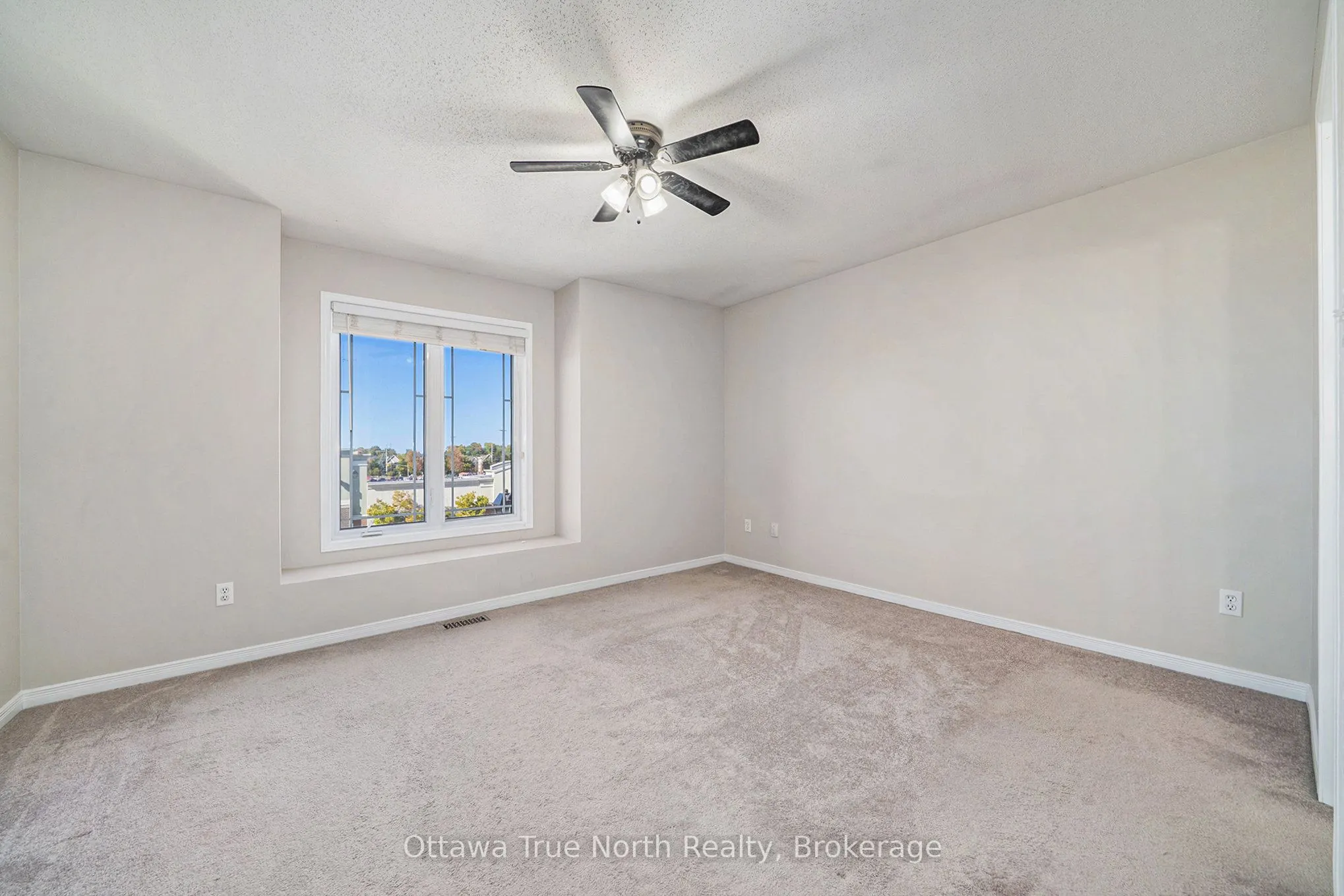 240 Chapman Mills Drive, #10