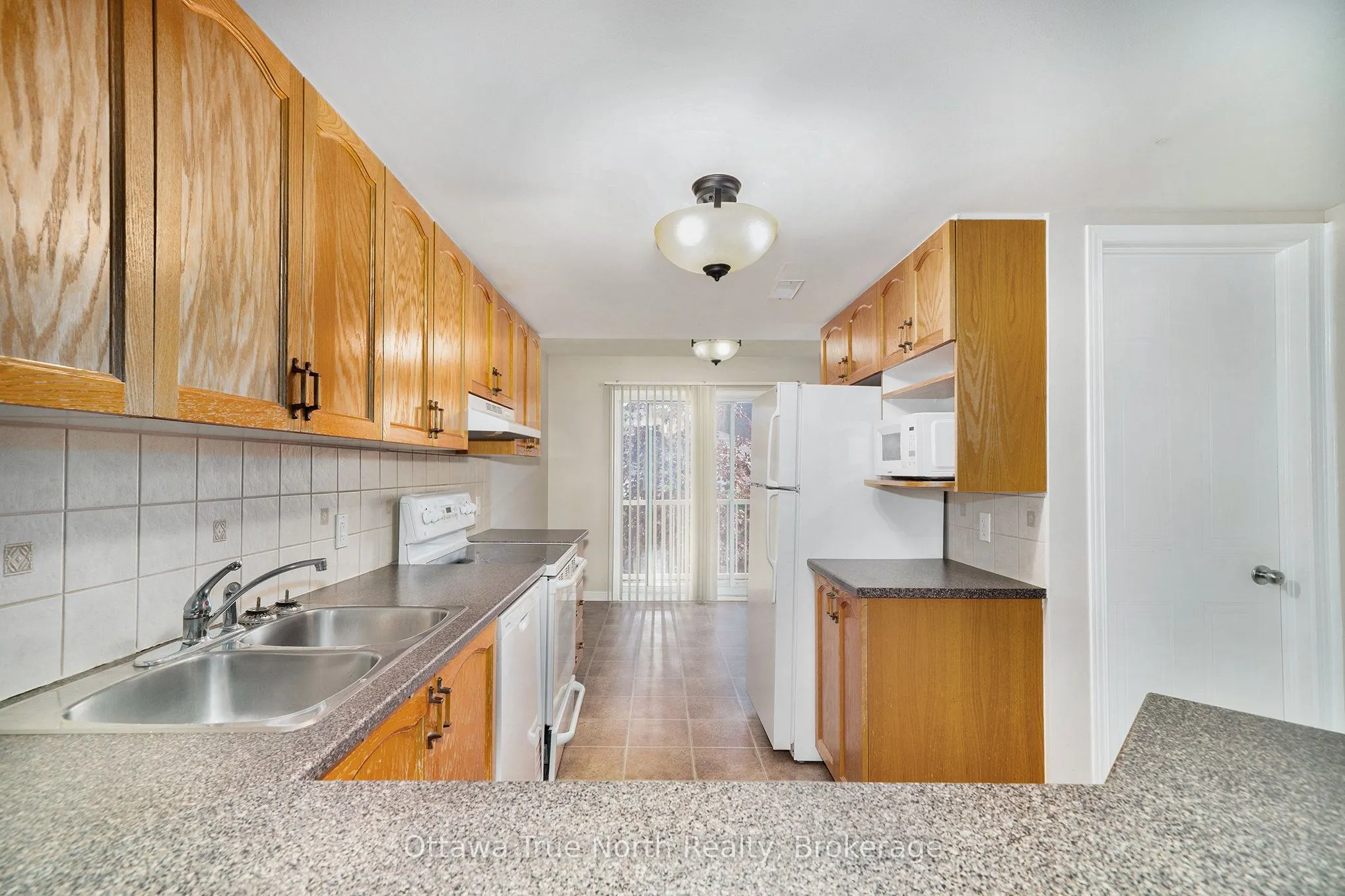 240 Chapman Mills Drive, #10