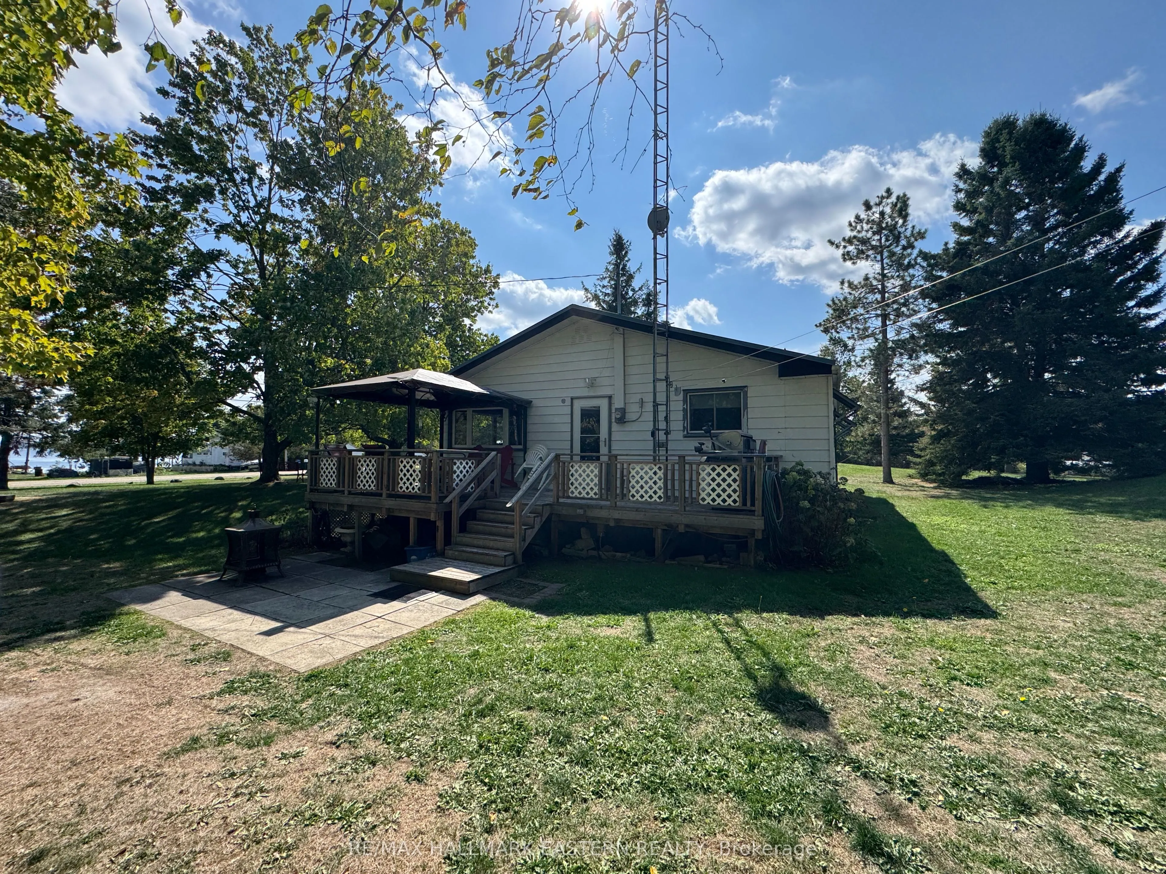 46 Lakeview Cottage Road SE