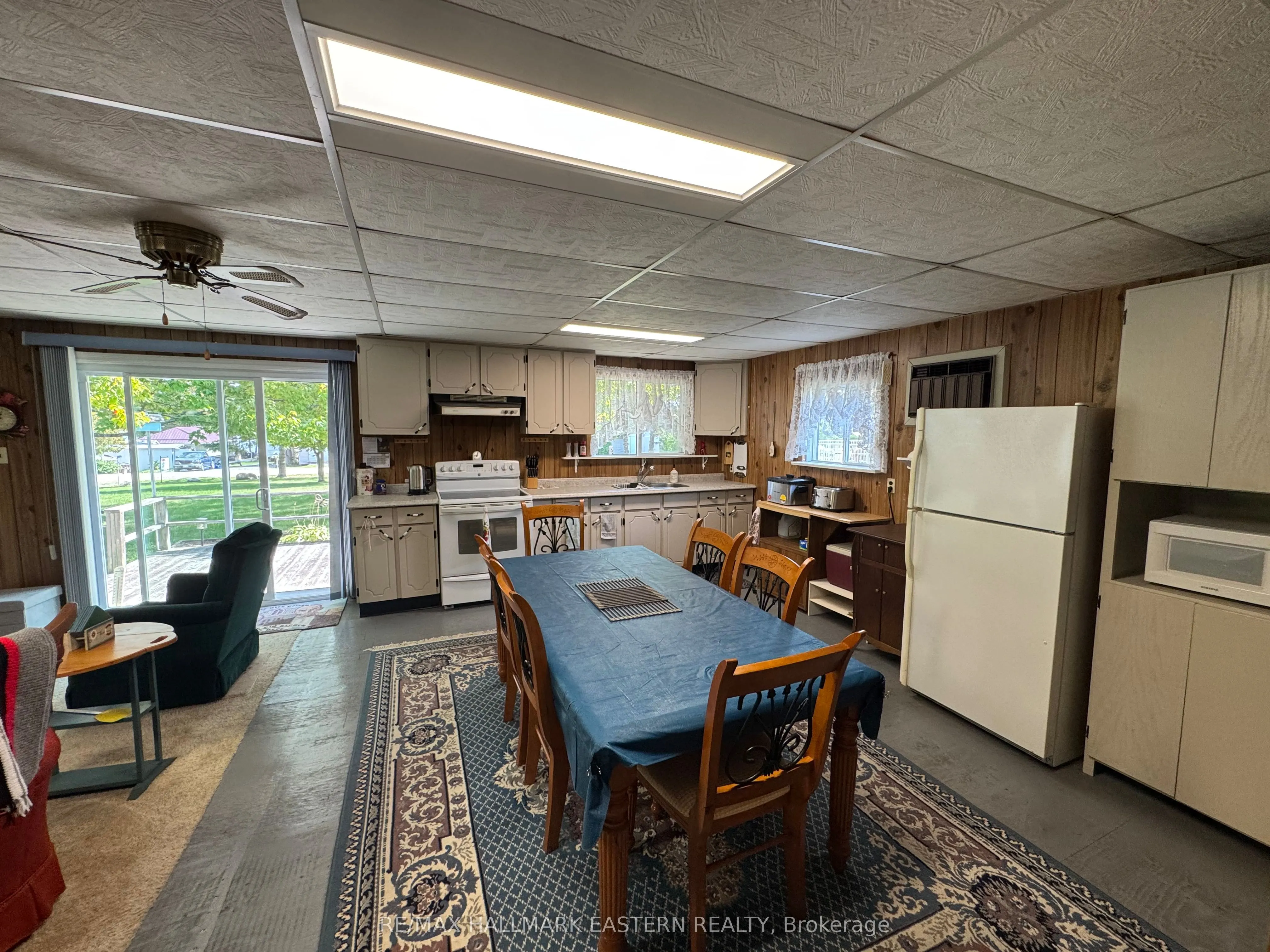 46 Lakeview Cottage Road SE