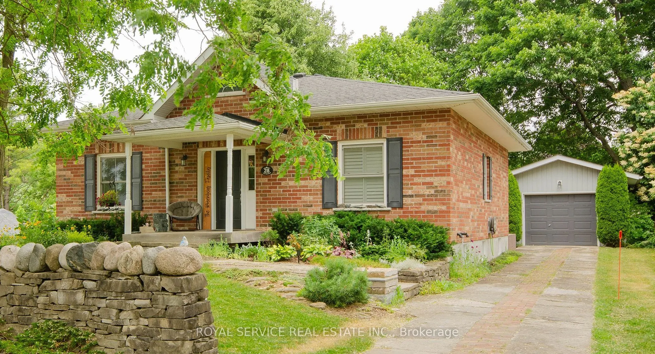 28 Clifton Road
