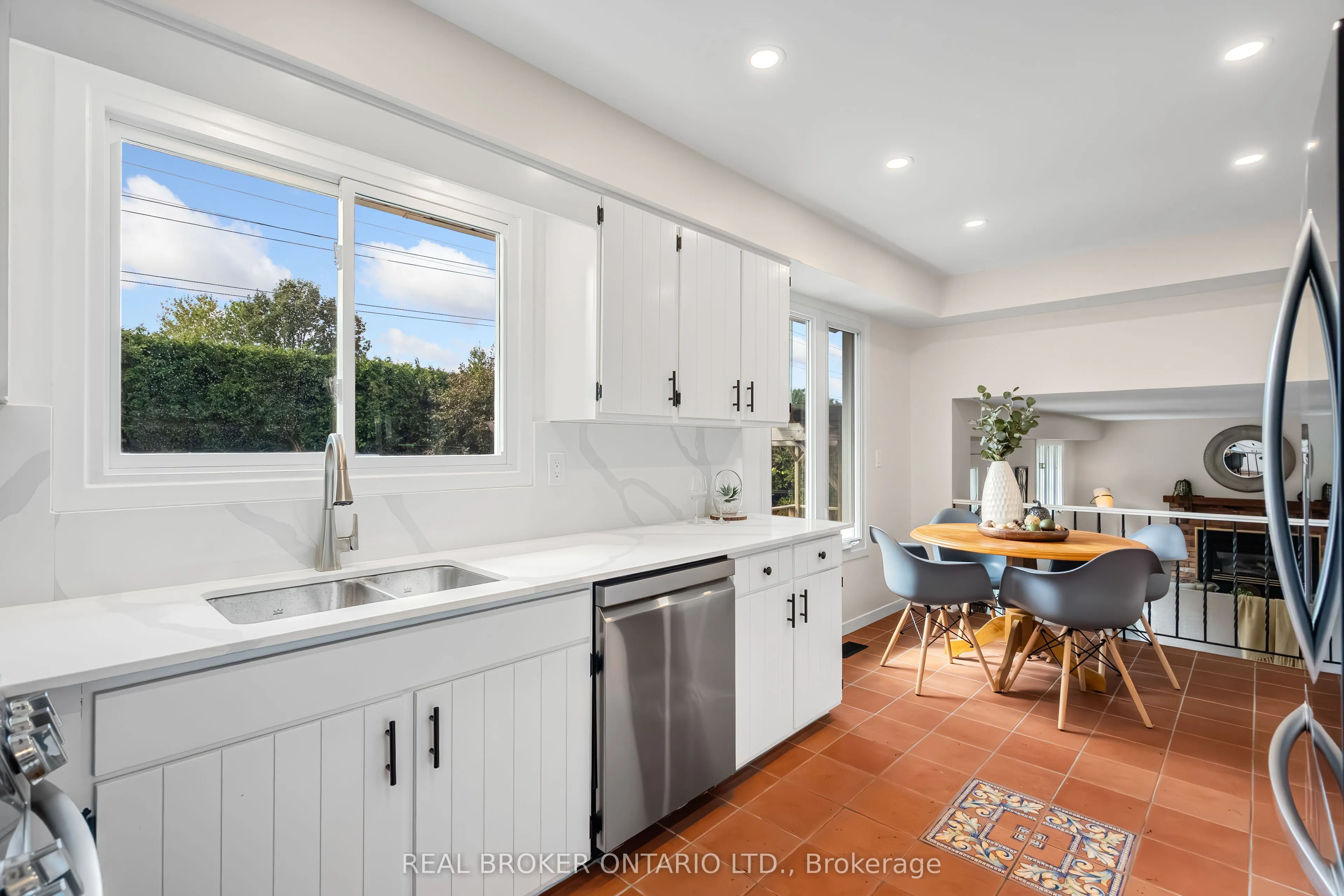 62 Herschel Crescent