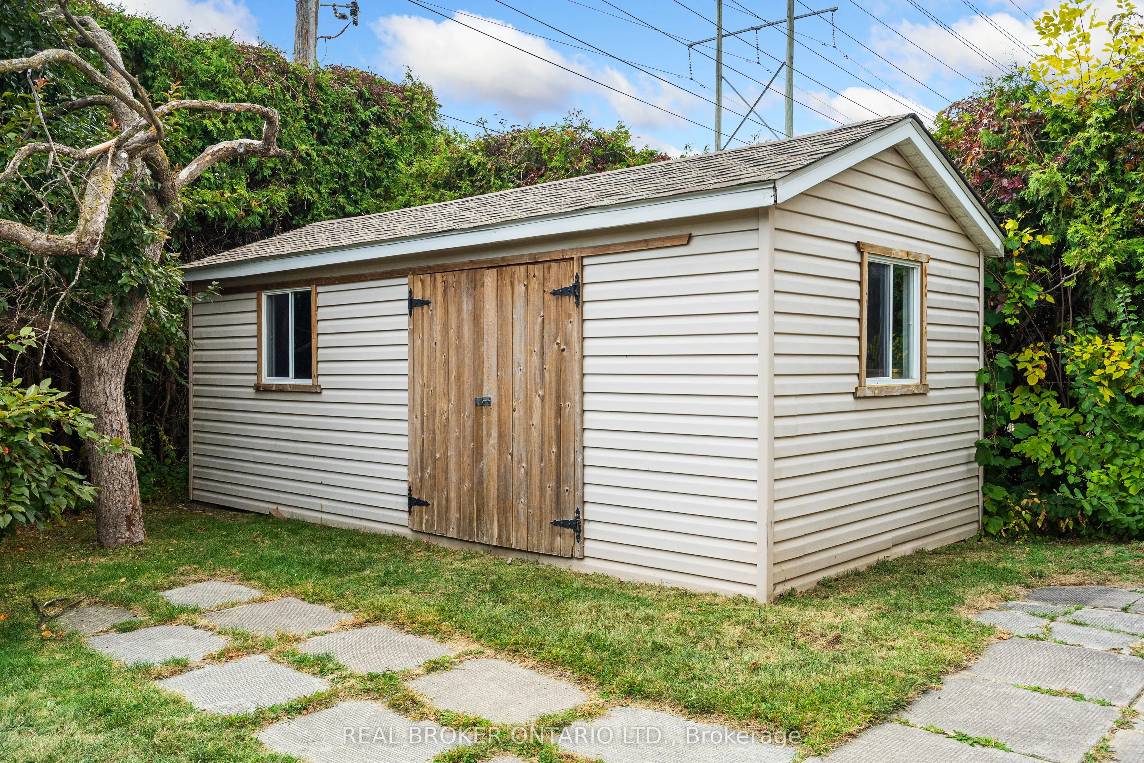 62 Herschel Crescent