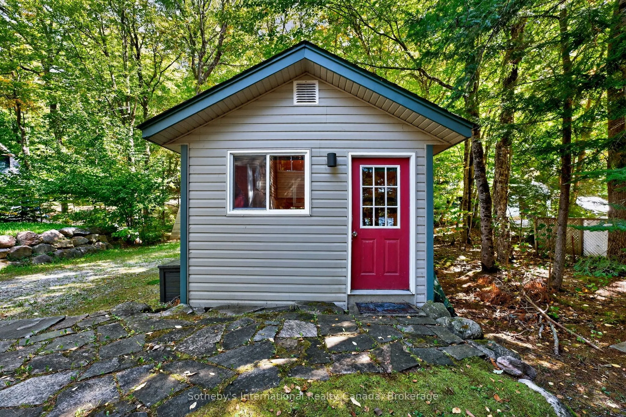 1352 Dignan Road