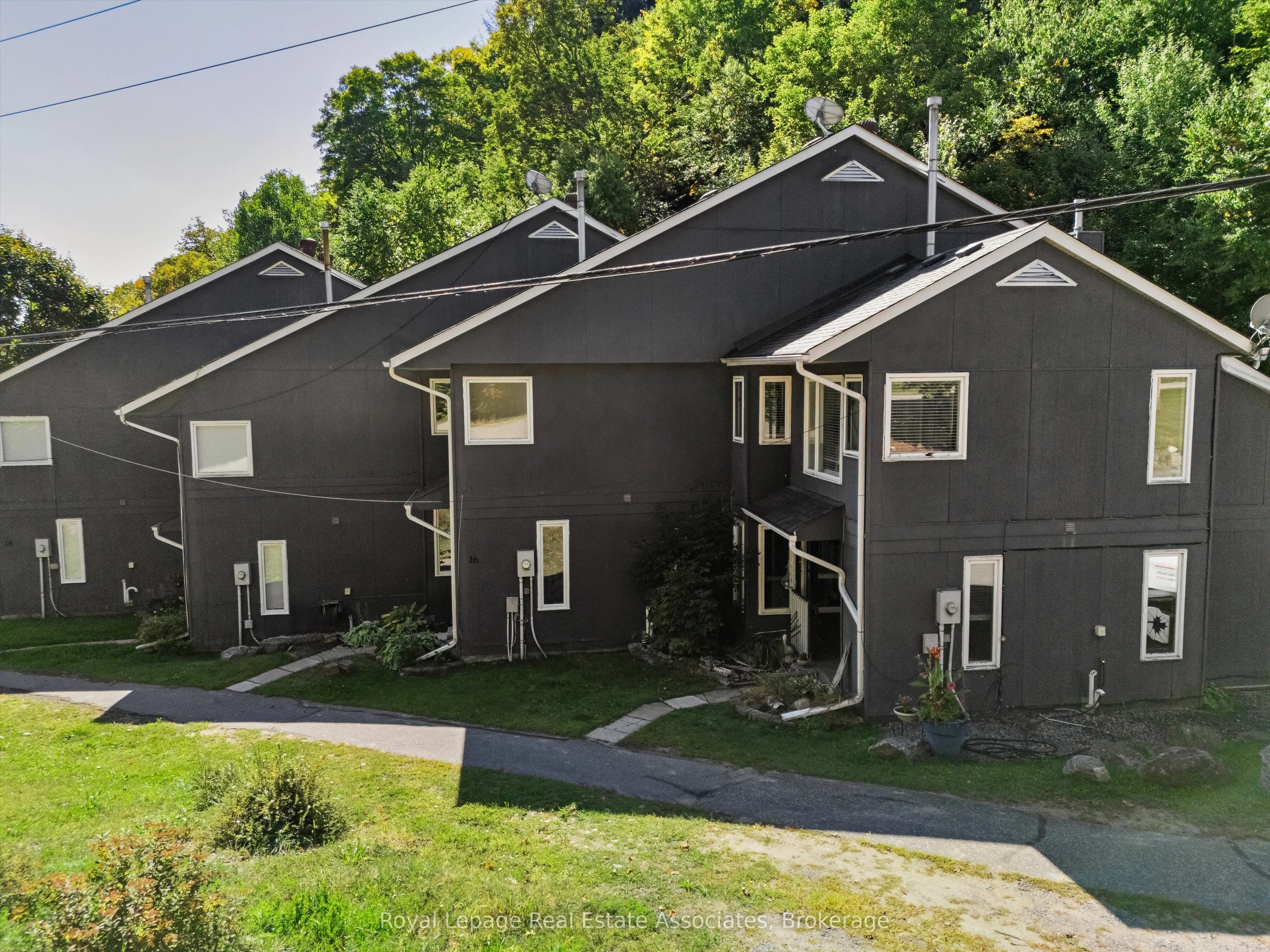 1581 Hidden Valley Road, #16
