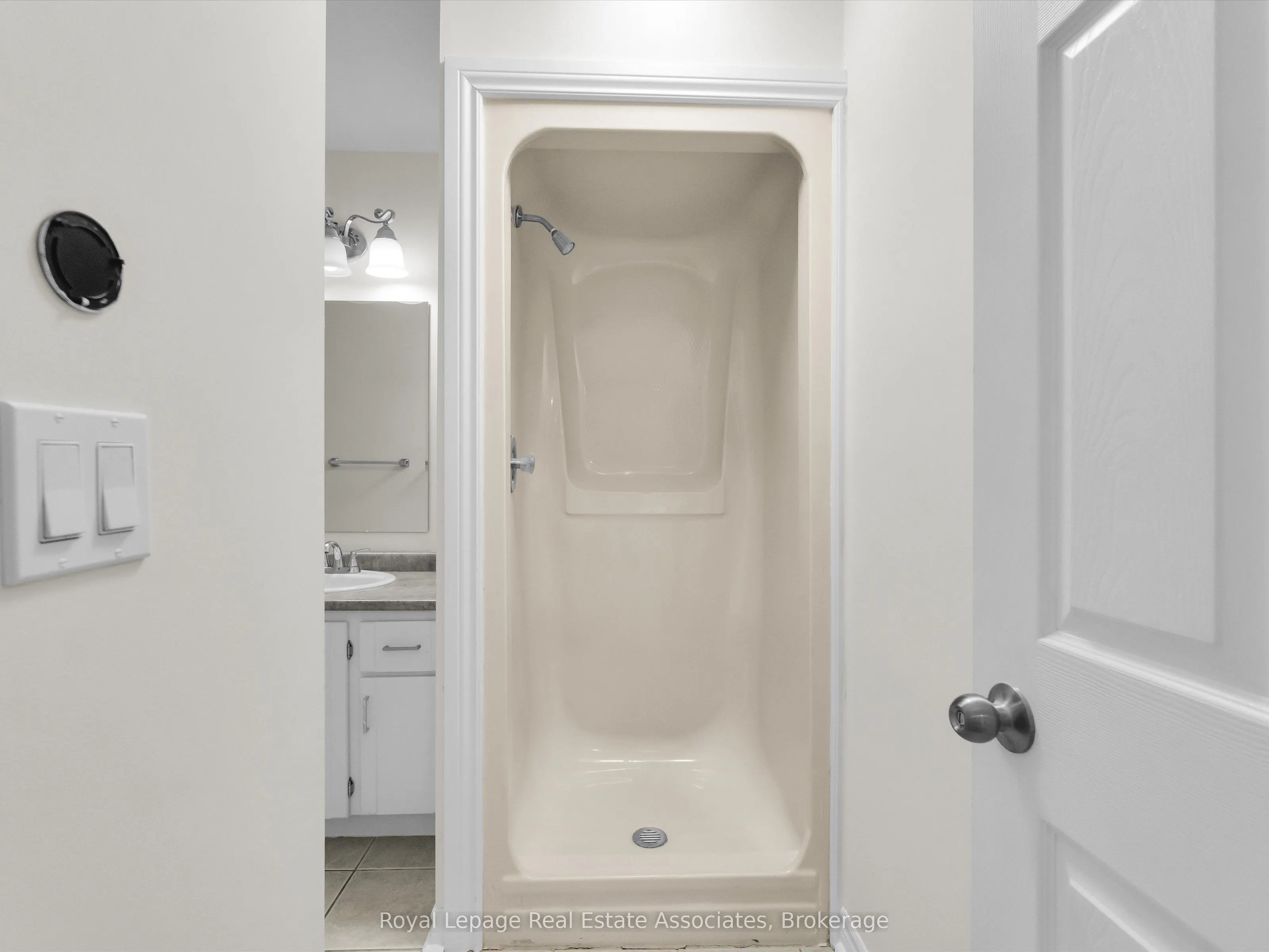 1581 Hidden Valley Road, #16