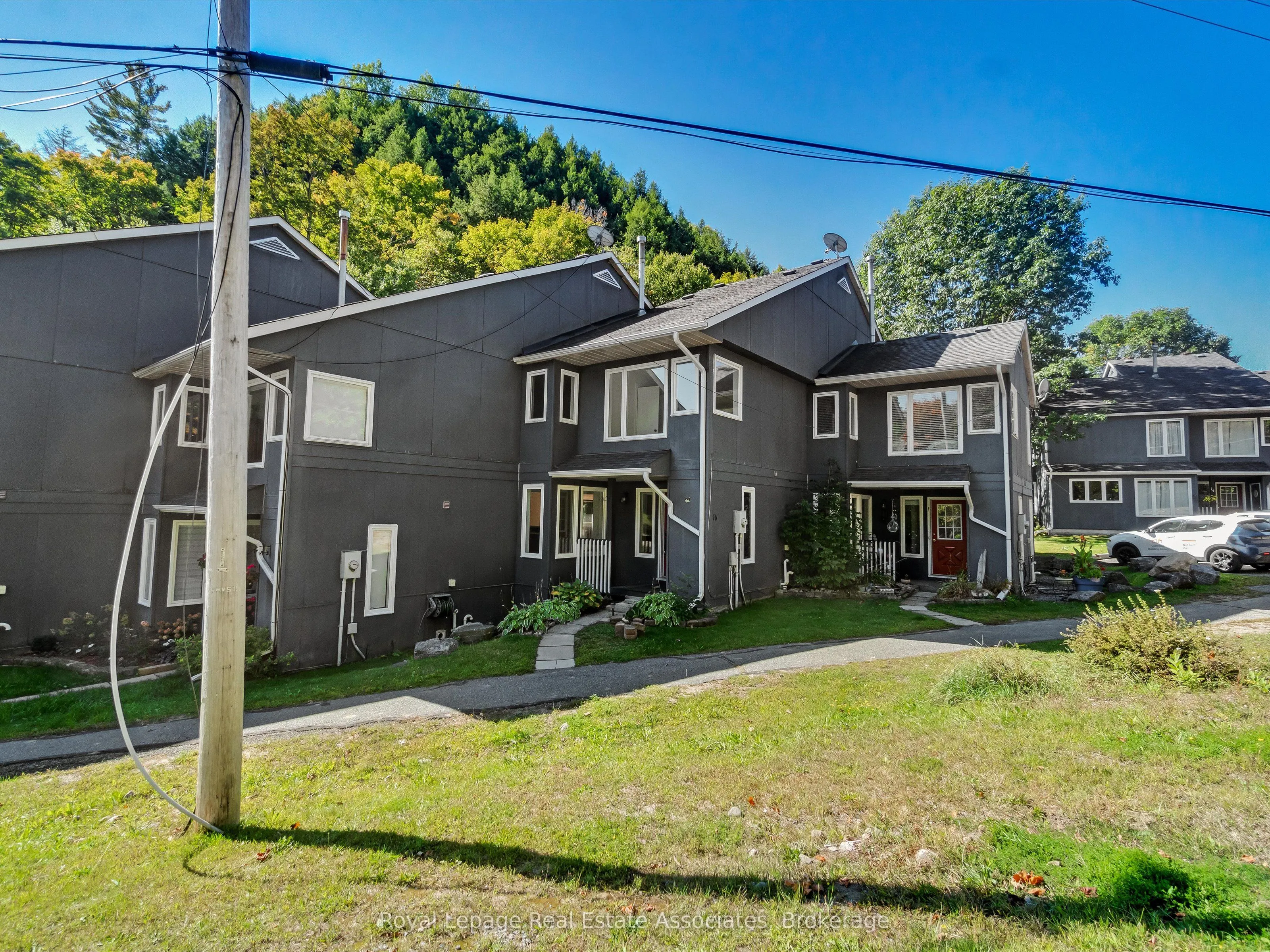 1581 Hidden Valley Road, #16