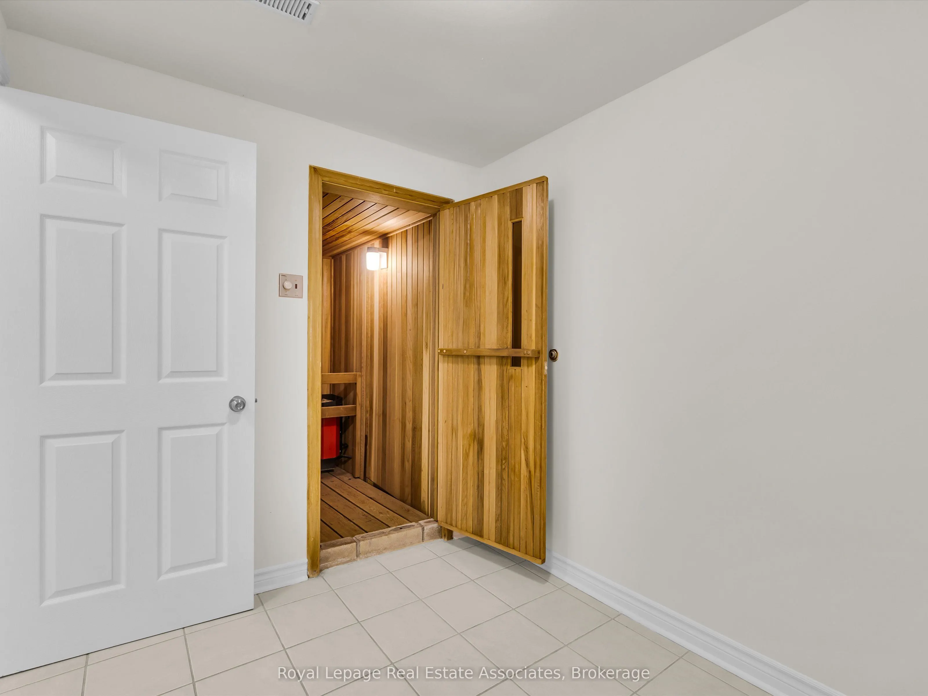 1581 Hidden Valley Road, #16