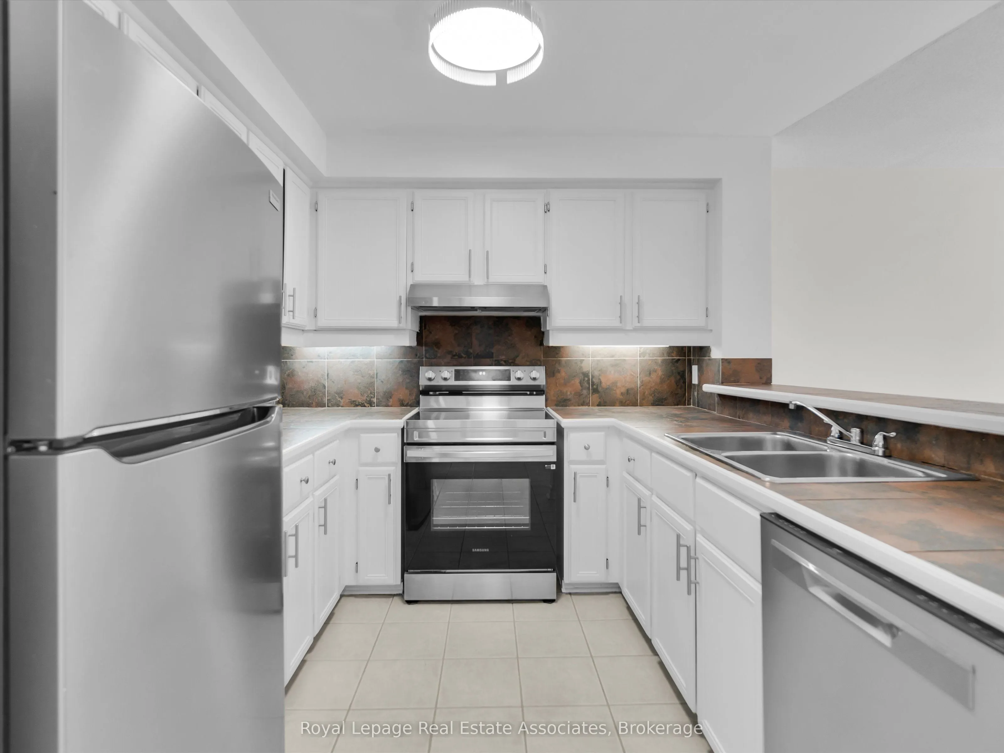 1581 Hidden Valley Road, #16