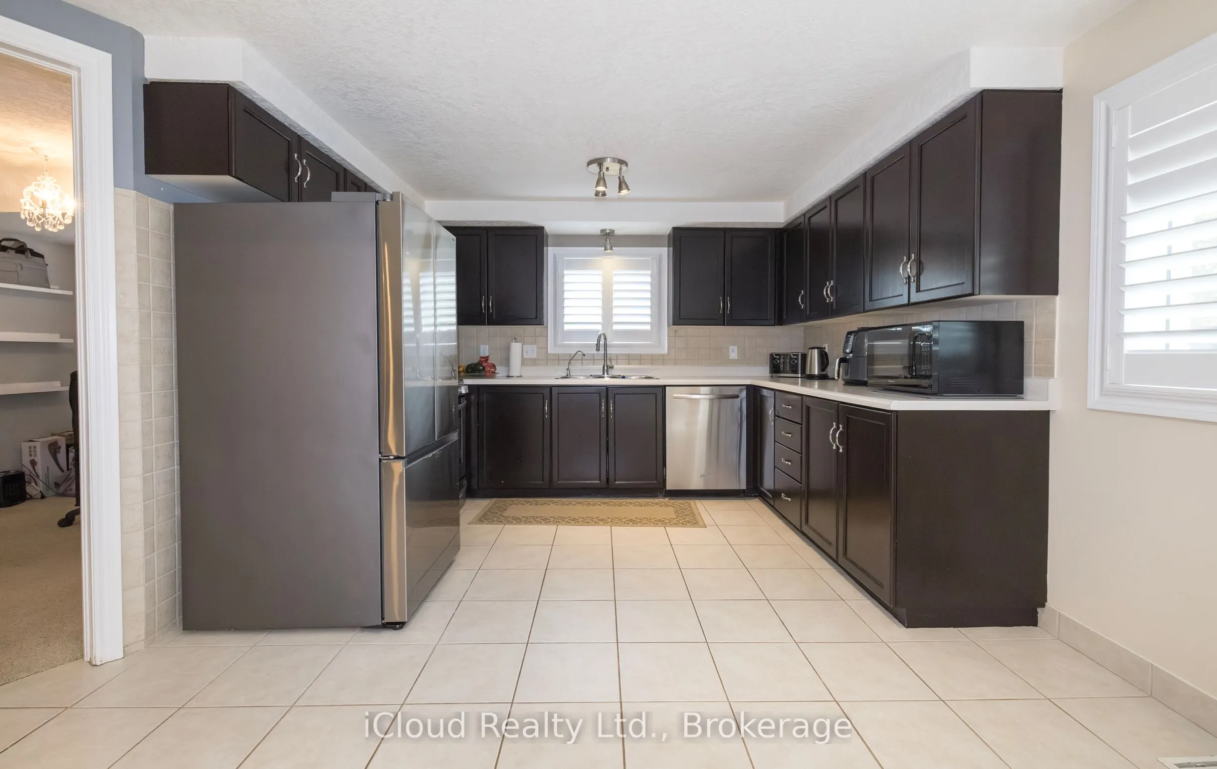 83 Endeavour Drive