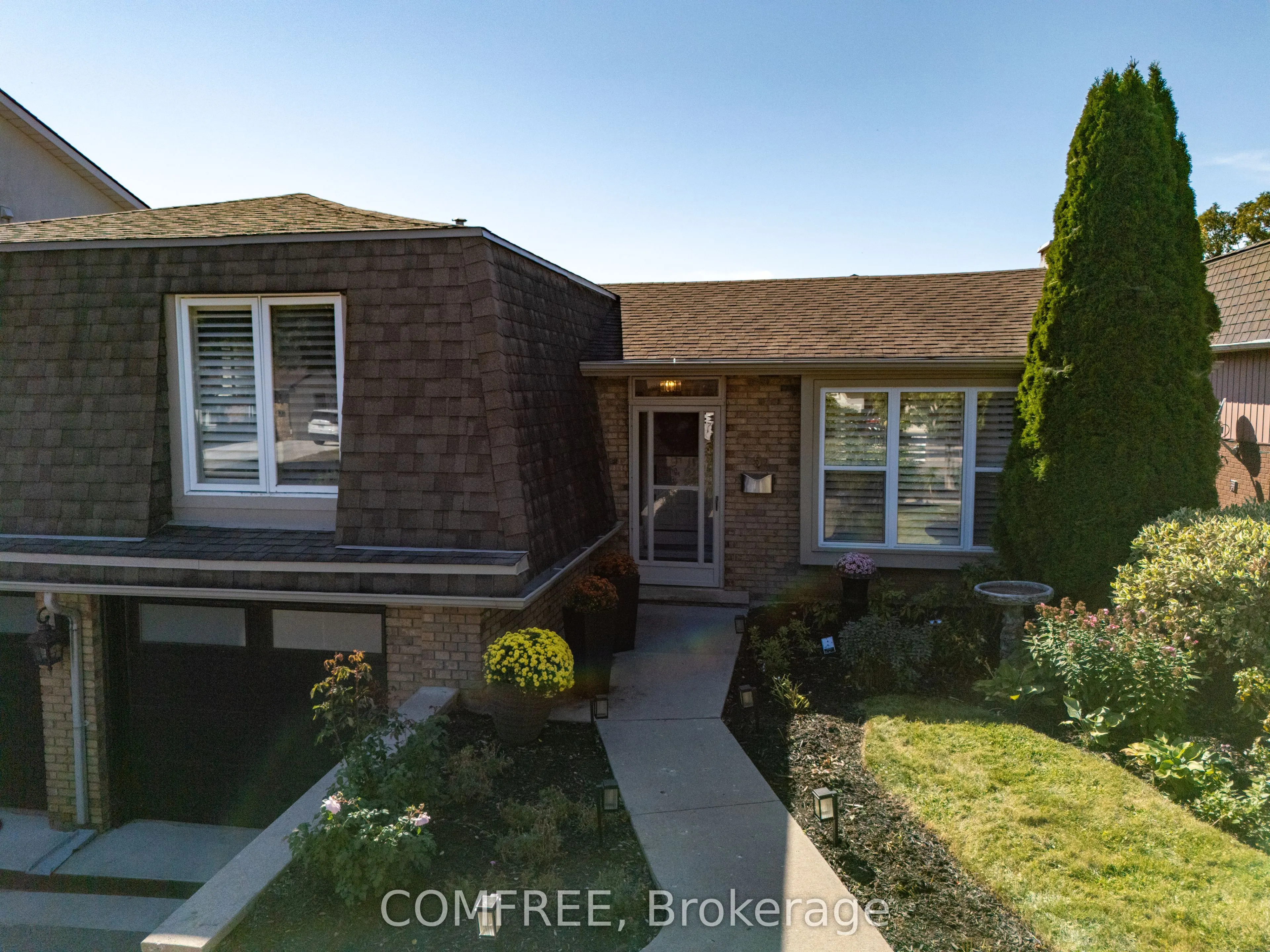 5 Beechwood Avenue