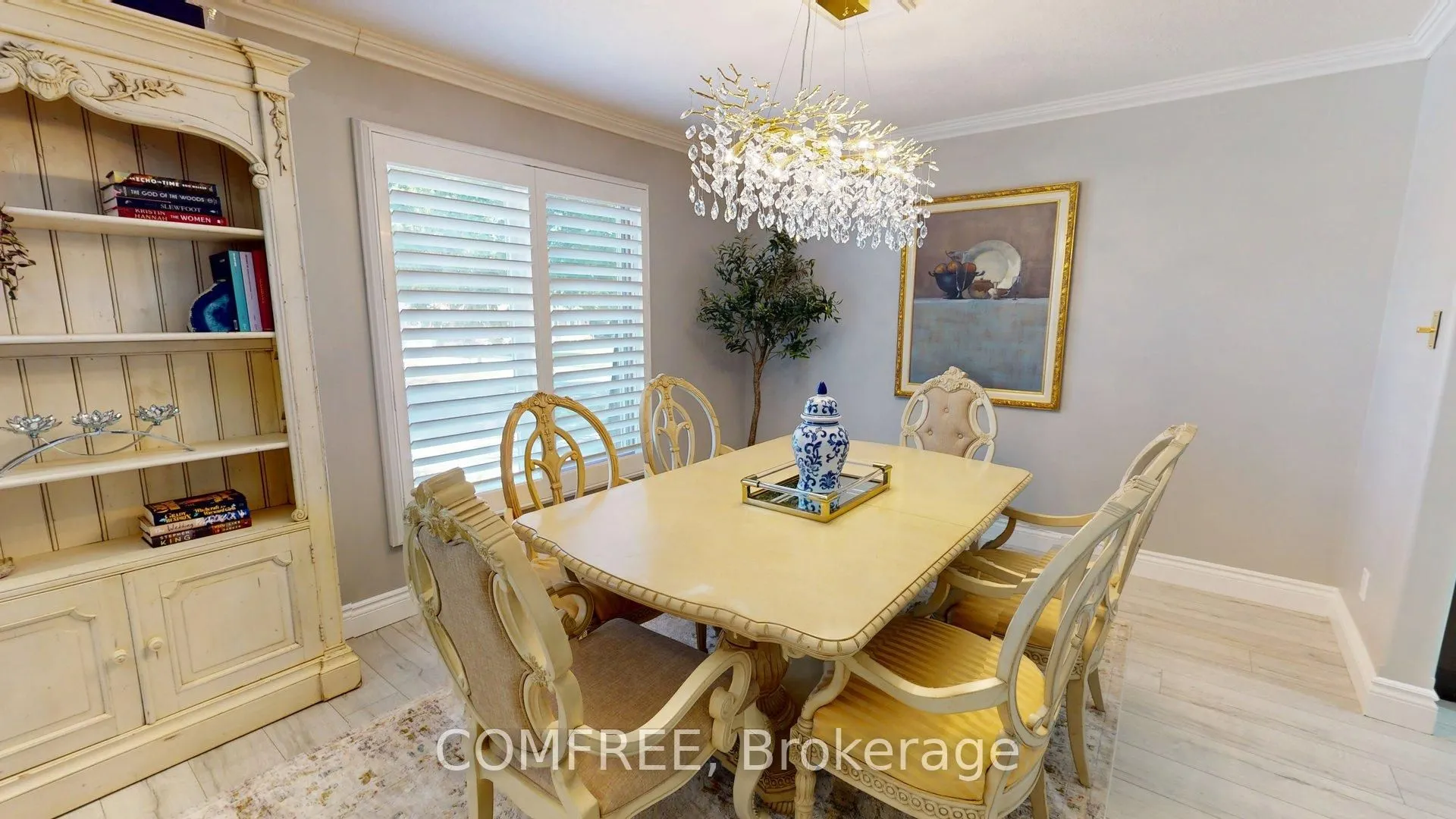 5 Beechwood Avenue