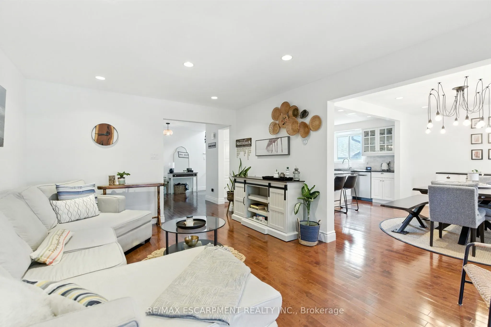 10 Millpond Place