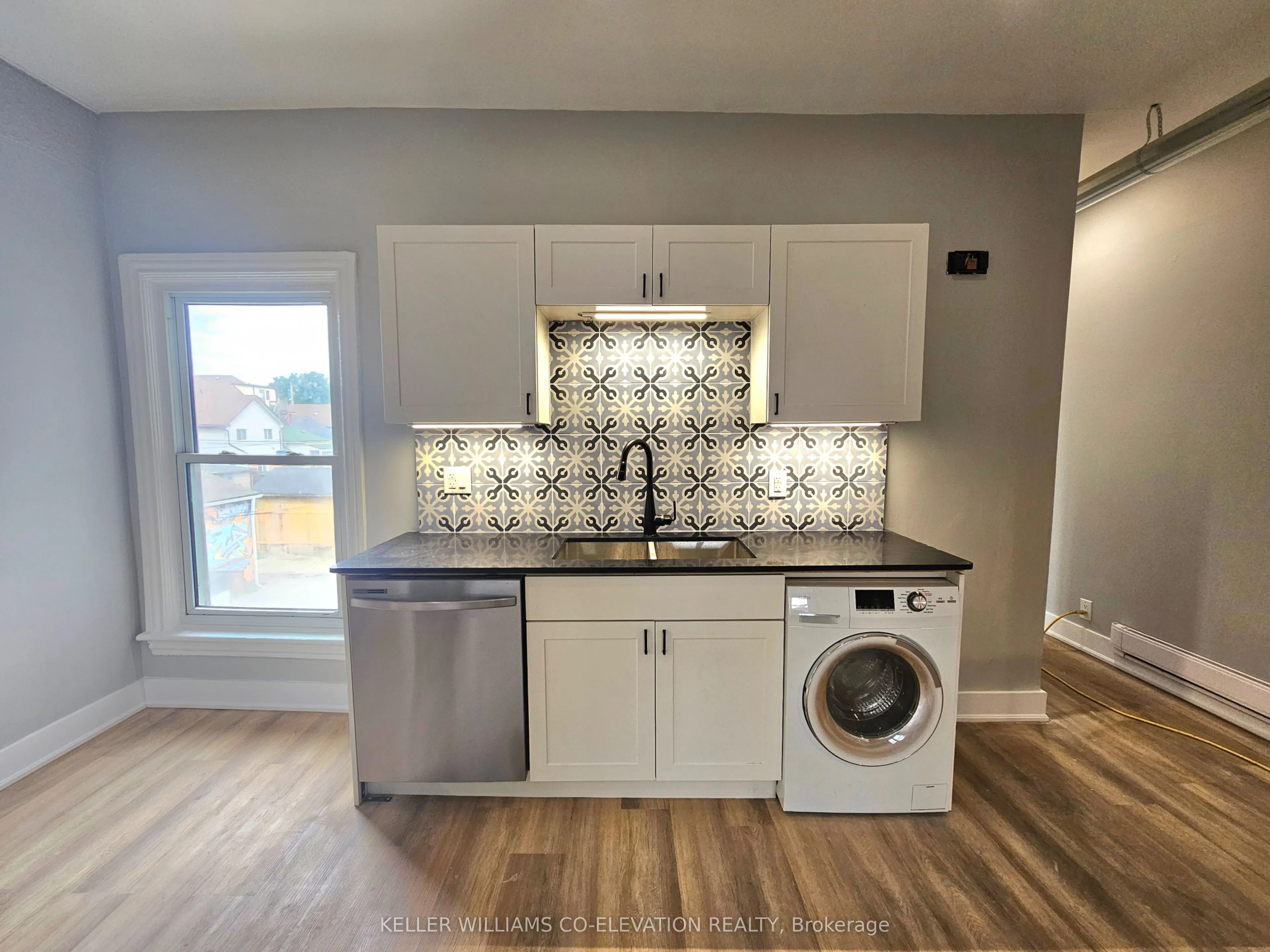 357 Barton Street E