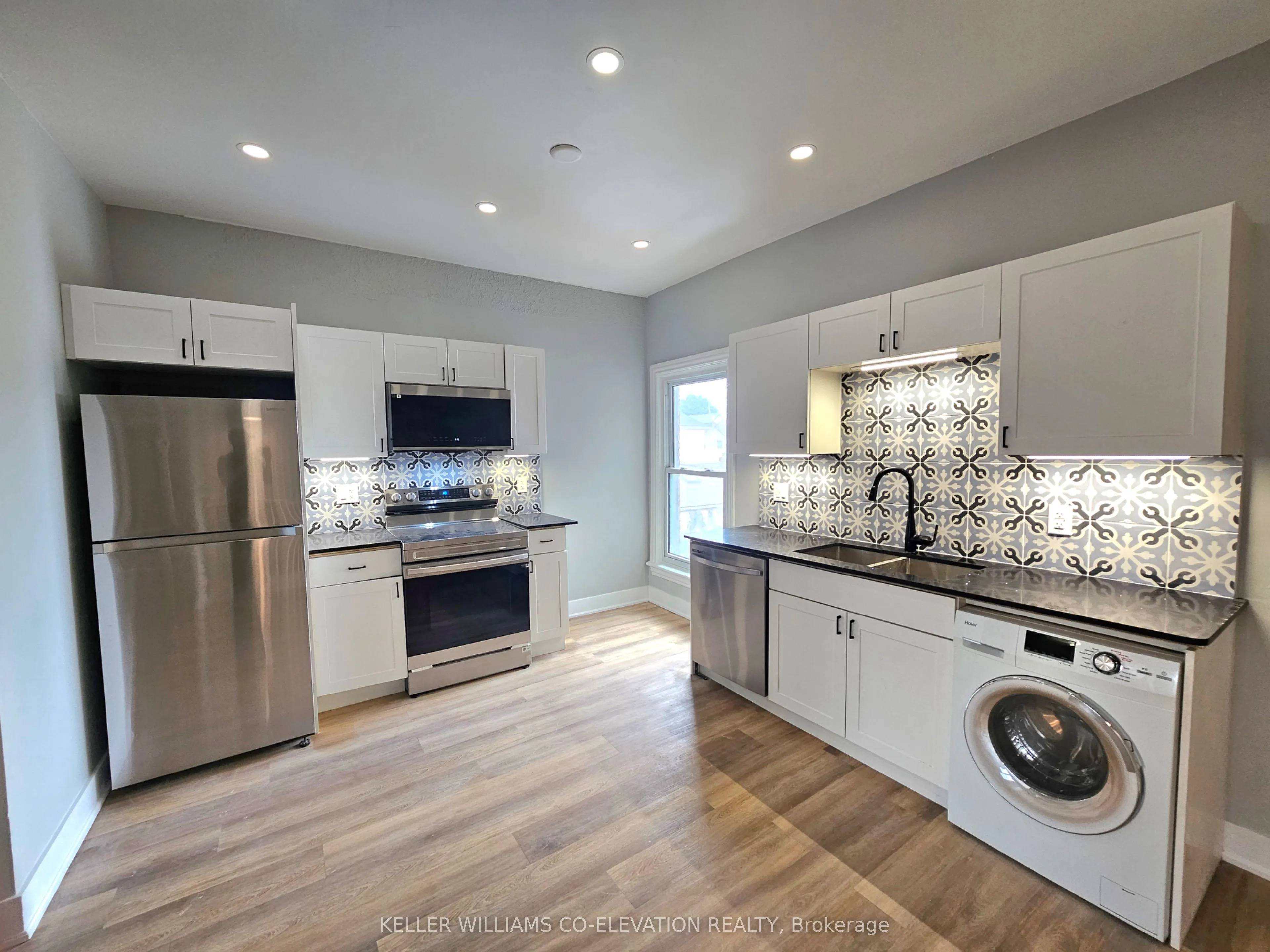 357 Barton Street E