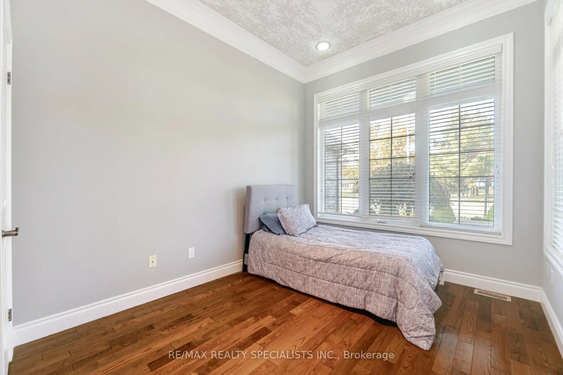 339 Sixth Concession Road