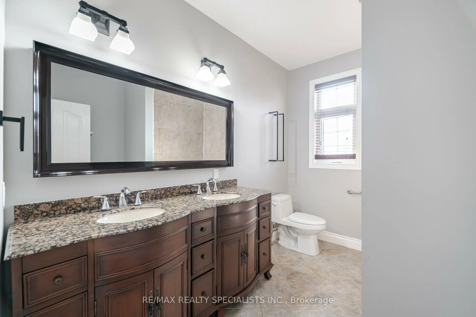 339 Sixth Concession Road