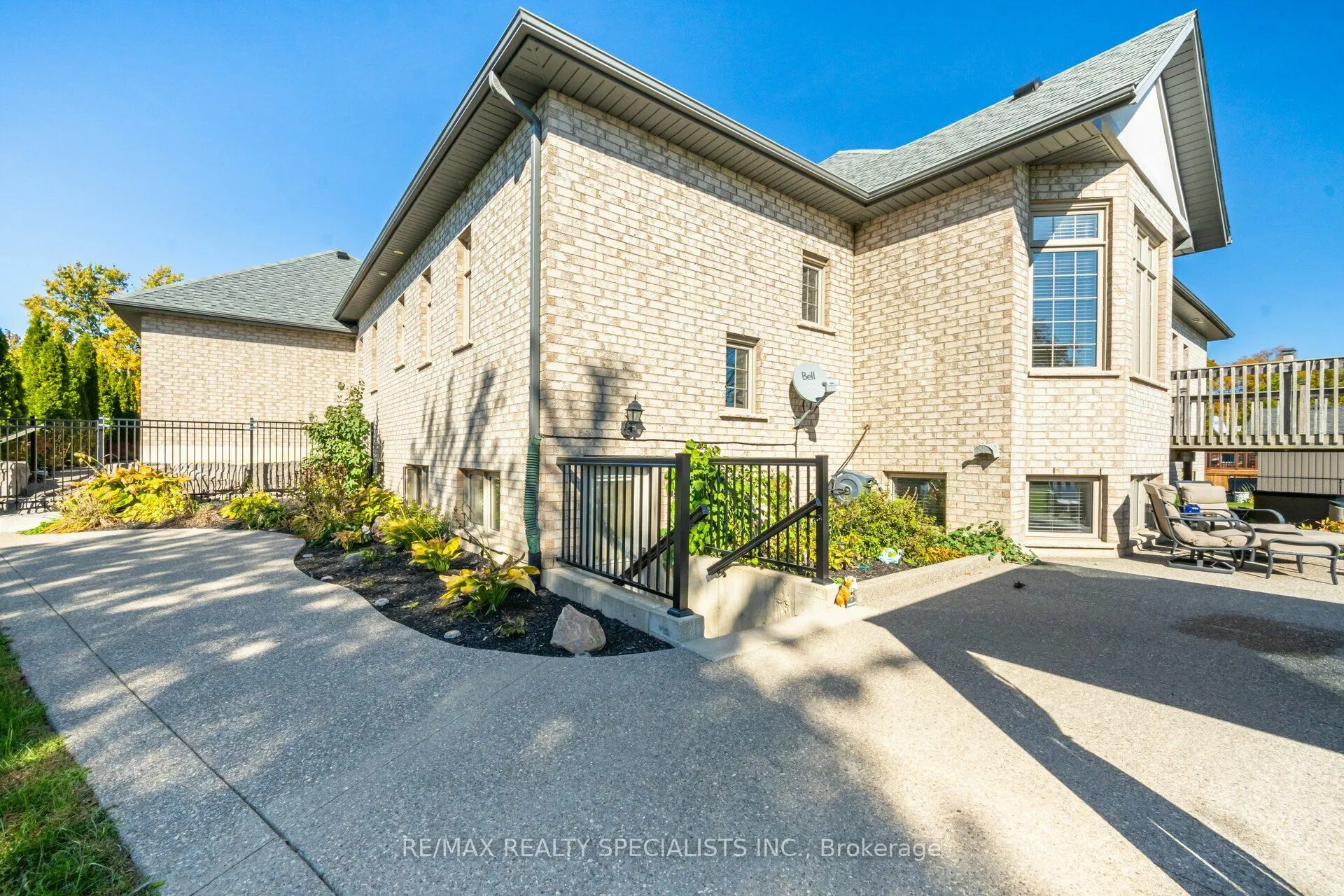 339 Sixth Concession Road