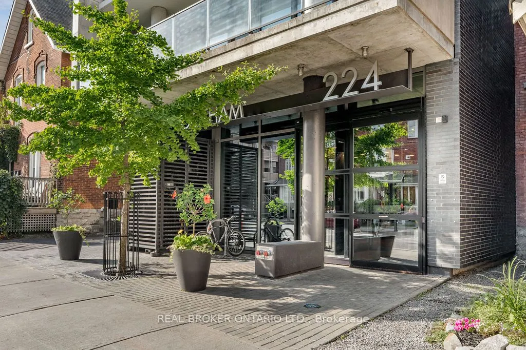 224 Lyon Street N, #1111