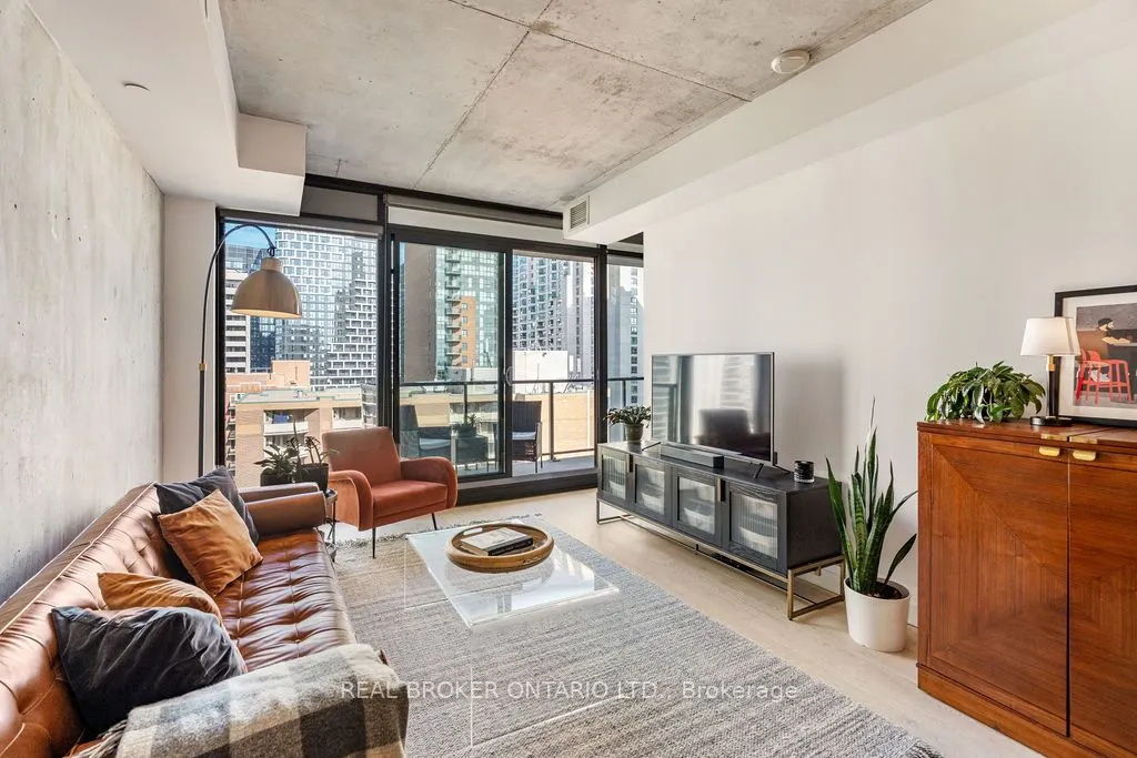 224 Lyon Street N, #1111