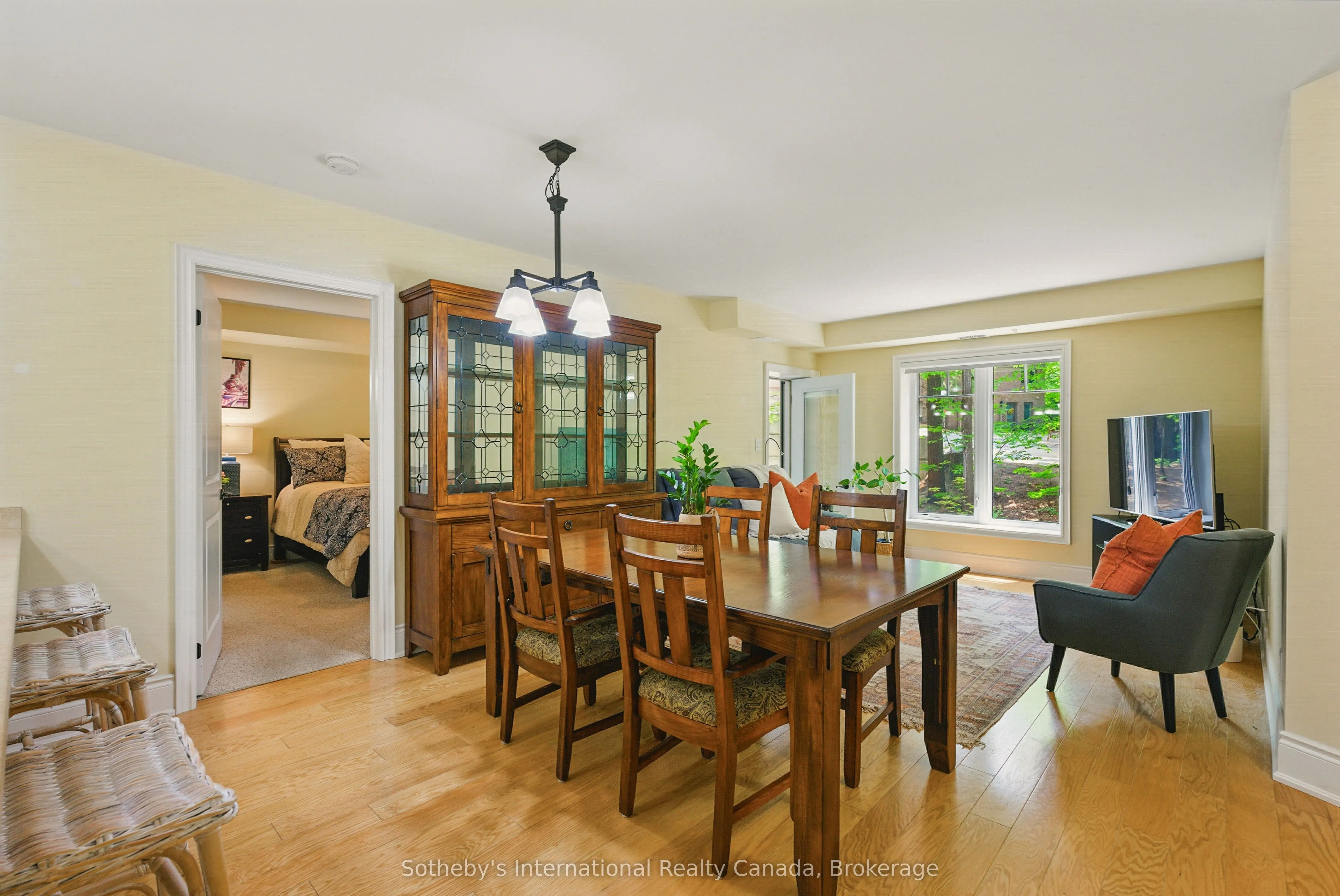 391B Manitoba Street, #103