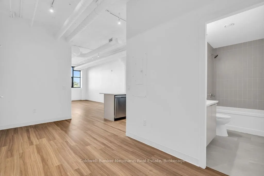 120 Huron Street, #314