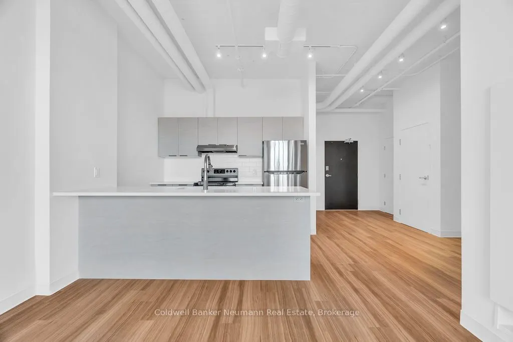 120 Huron Street, #314