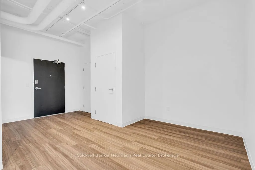 120 Huron Street, #314