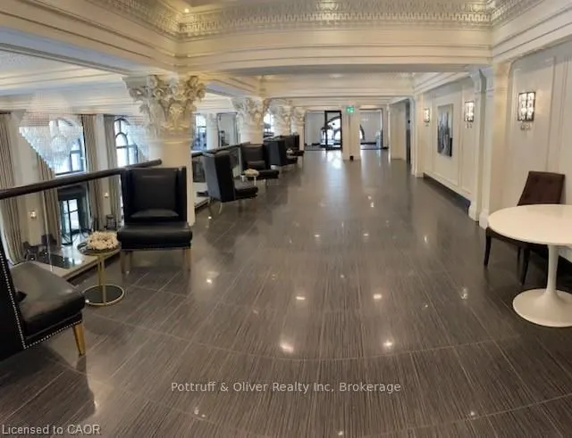 112 King Street E, #608