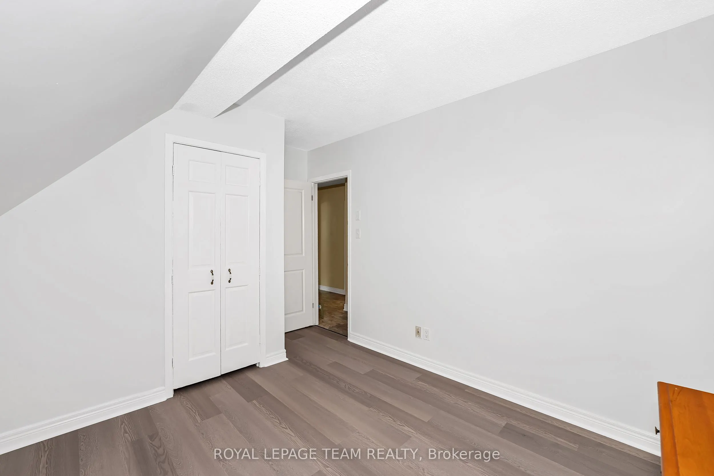 1210 Bayview Drive