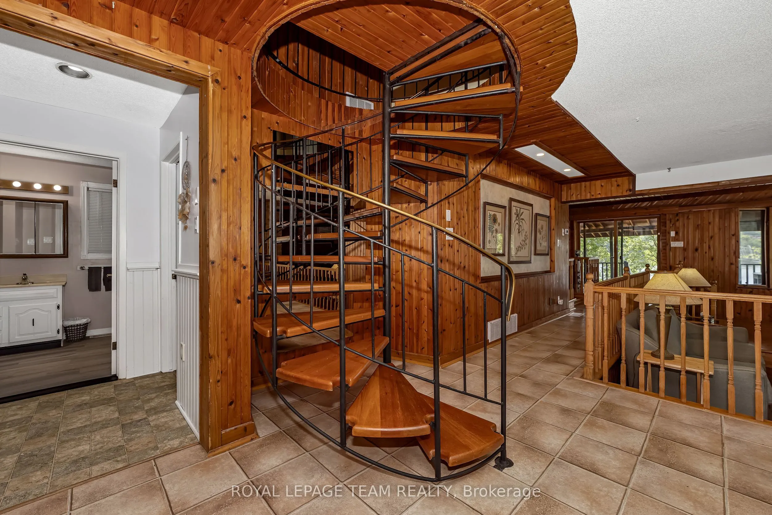 1210 Bayview Drive