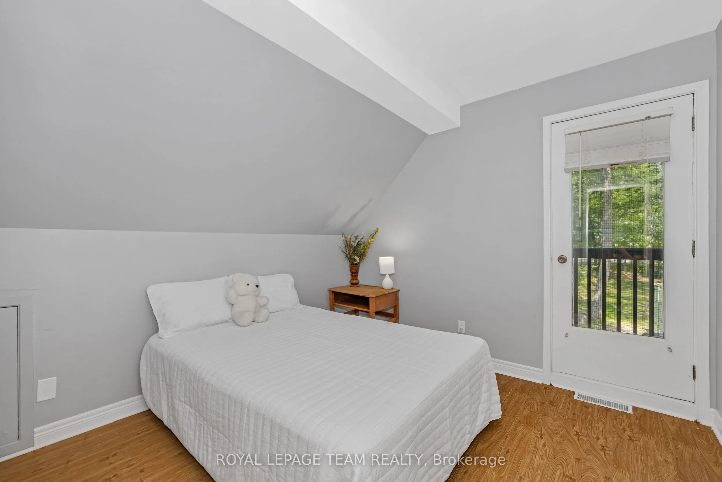 1210 Bayview Drive