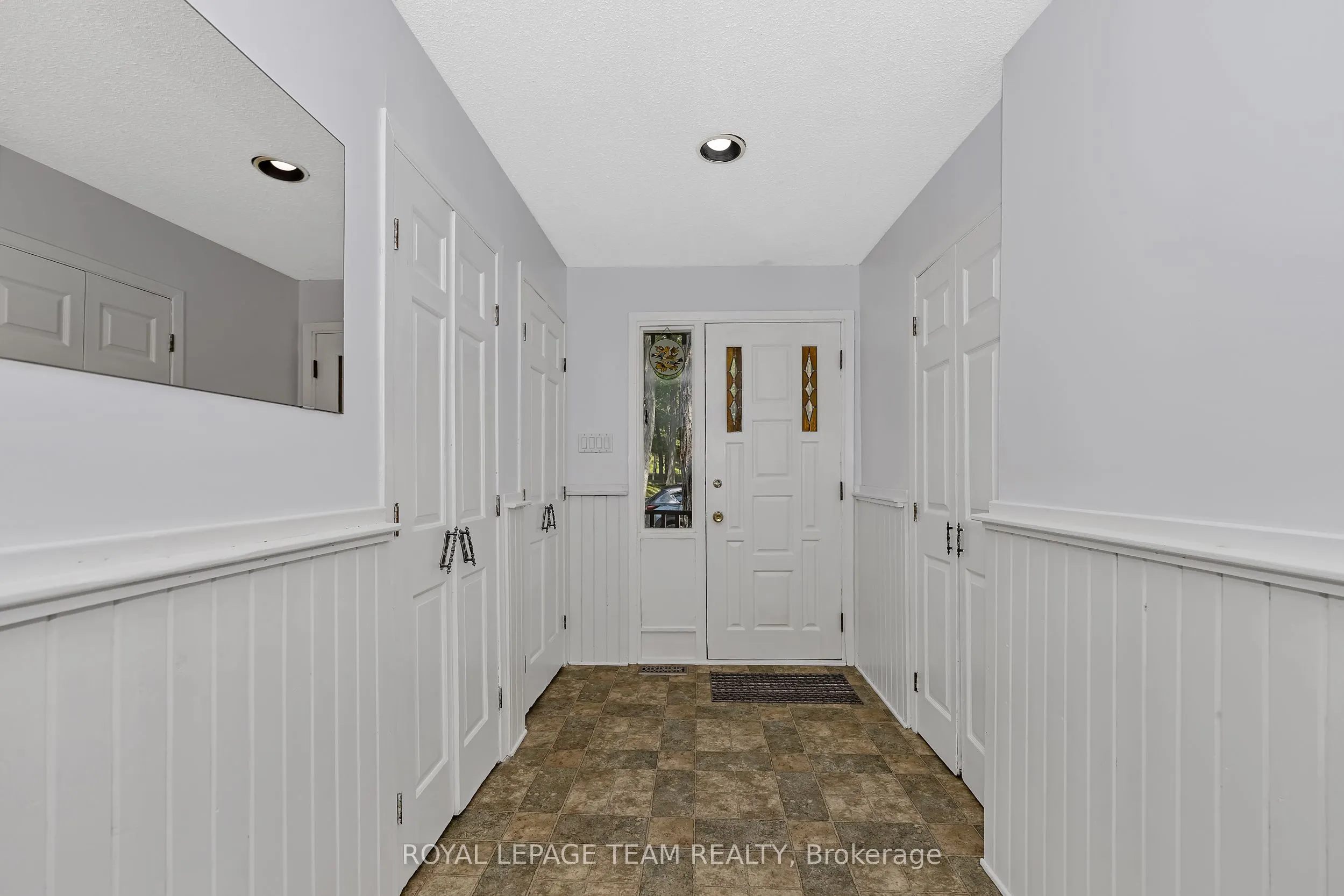1210 Bayview Drive