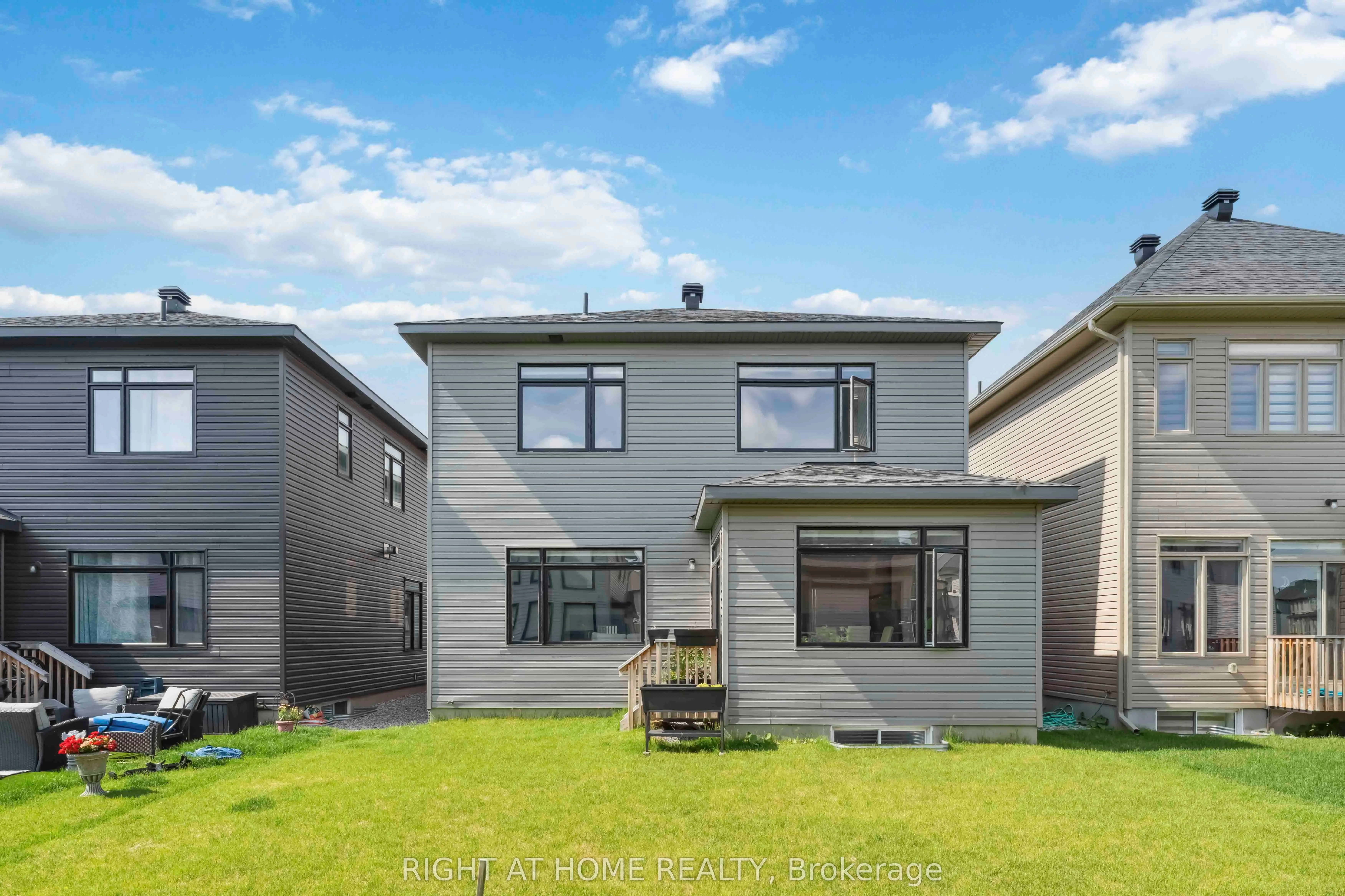 848 Beckton Heights S