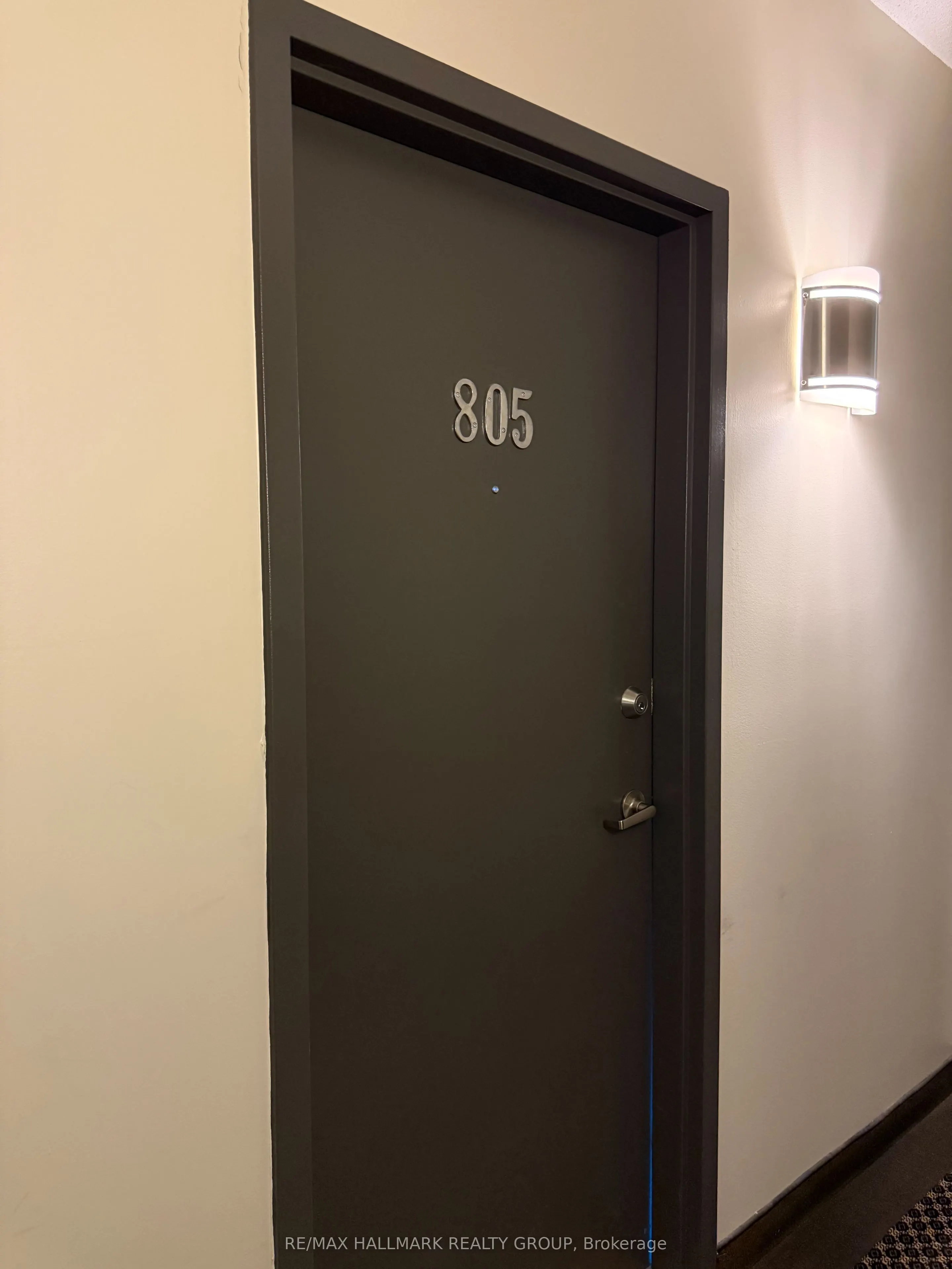 134 York Street, #805
