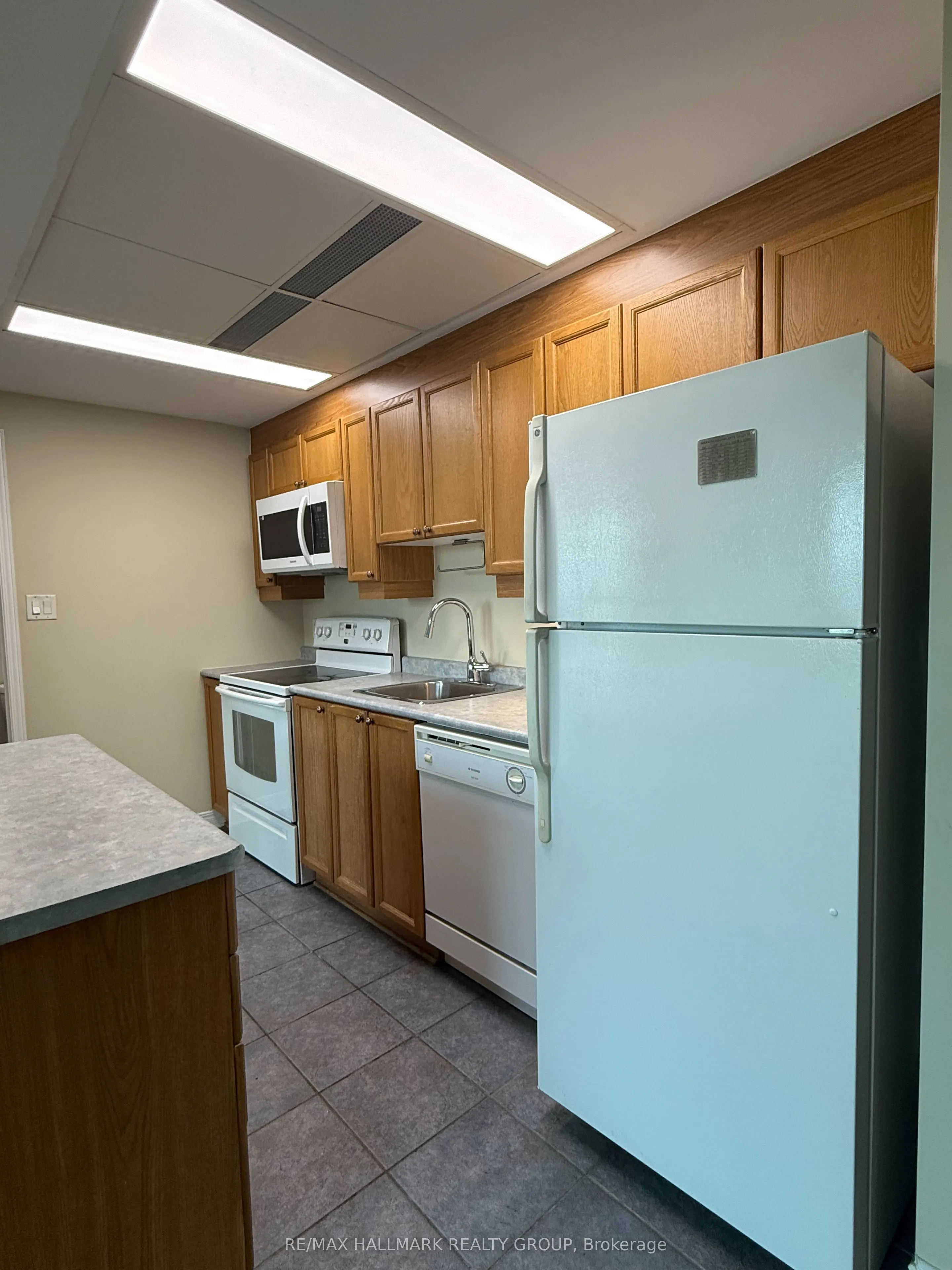134 York Street, #805