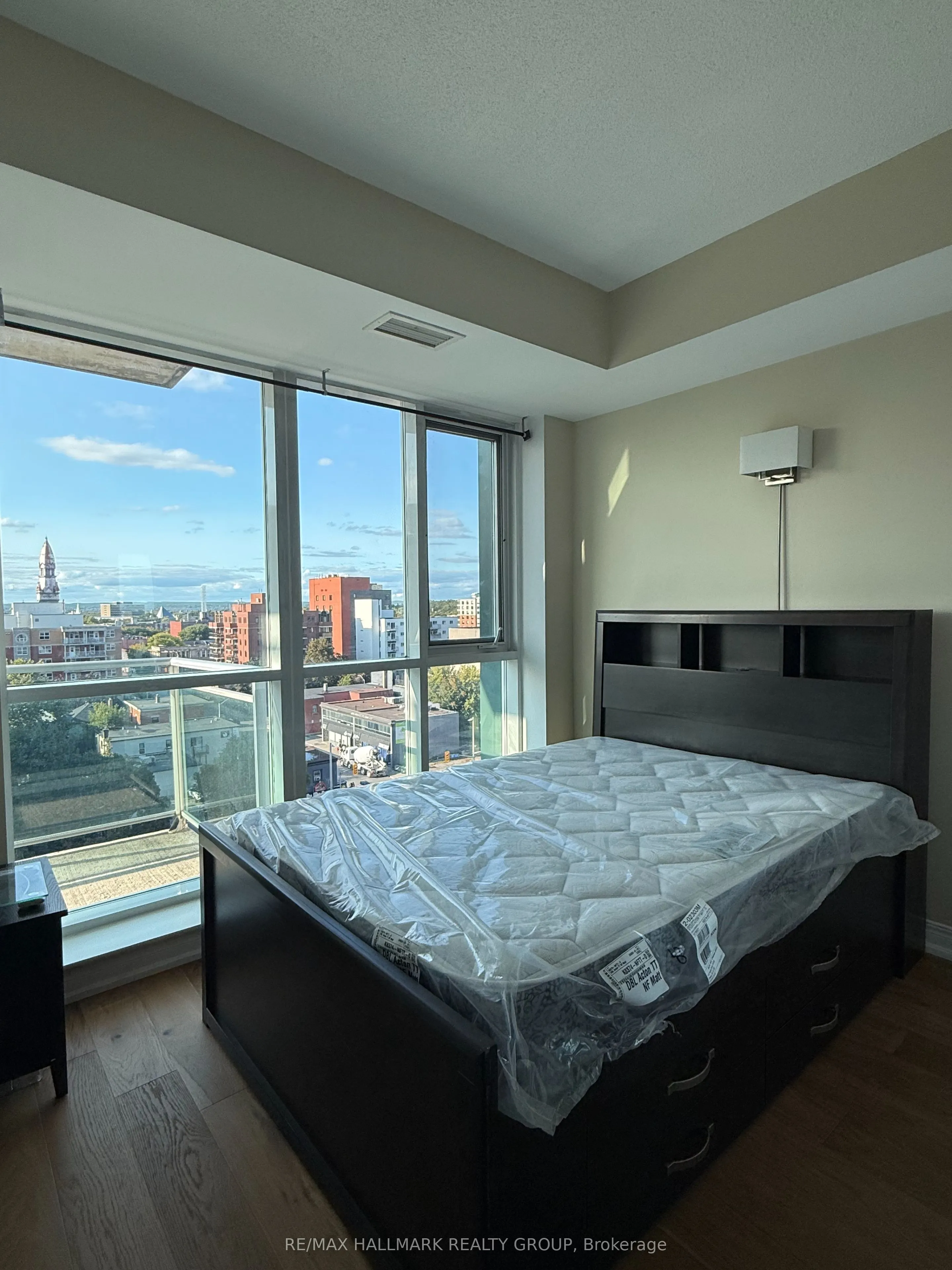 134 York Street, #805