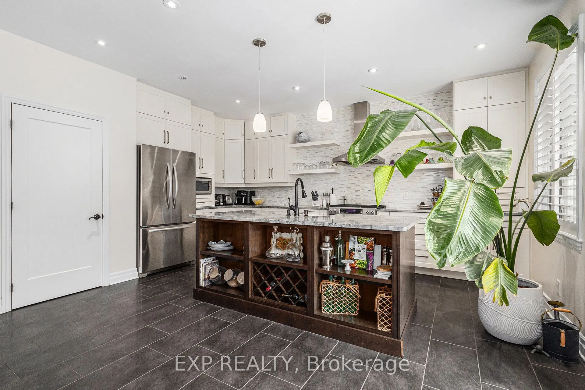 182 Sunita Crescent