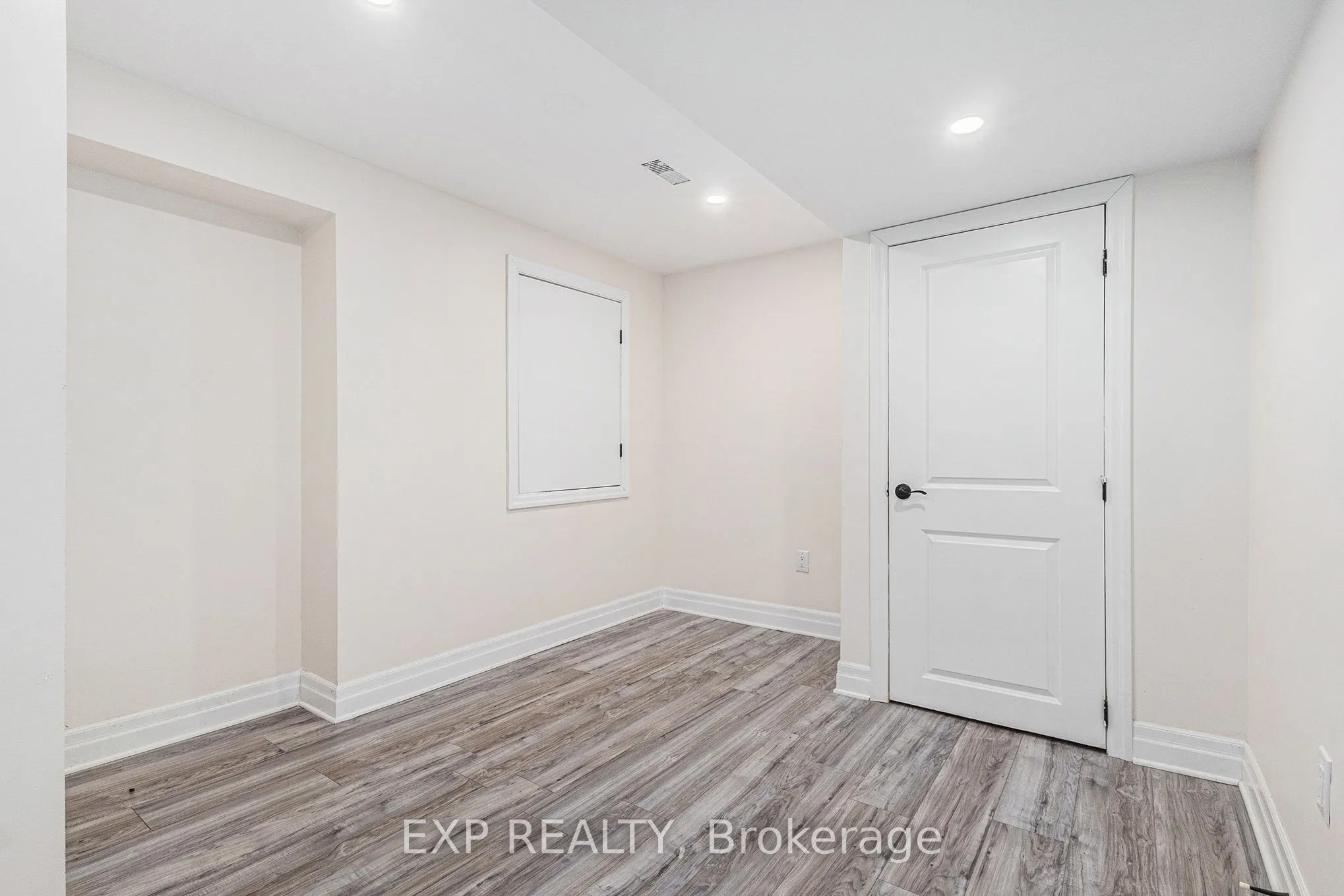 182 Sunita Crescent